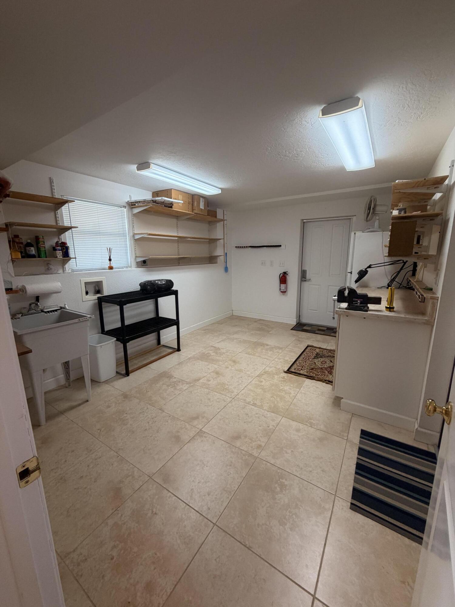 239 Plantation Avenue Property Photo 8