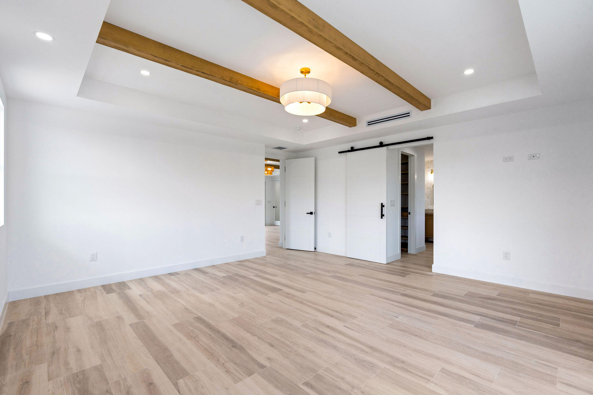 195 Ojibway Avenue Property Photo 24