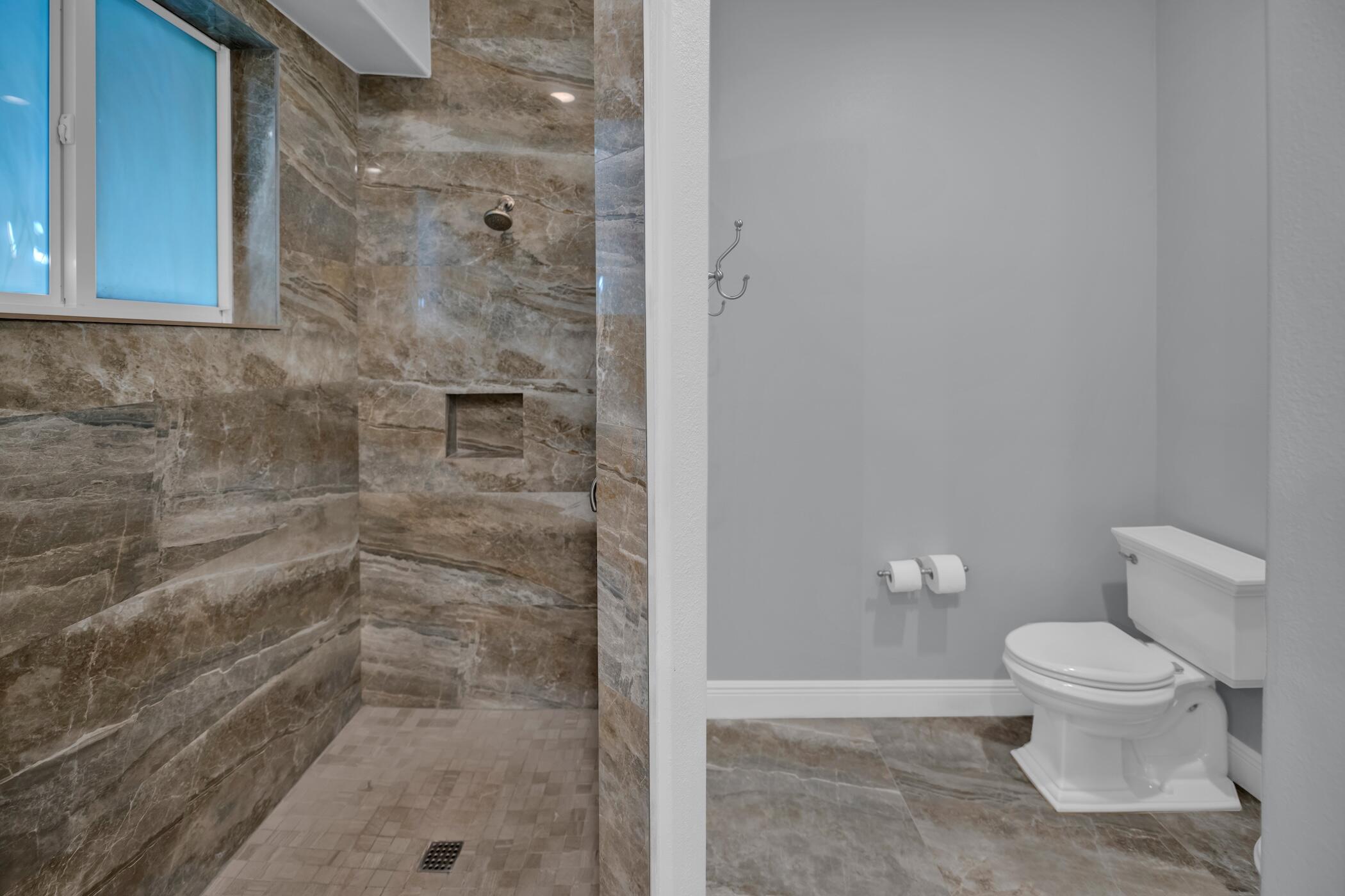 430 Palm Drive Property Photo 31