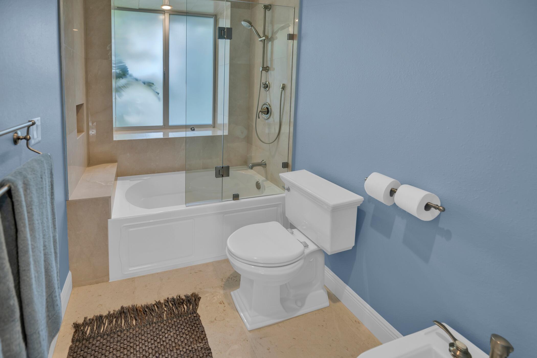 430 Palm Drive Property Photo 36