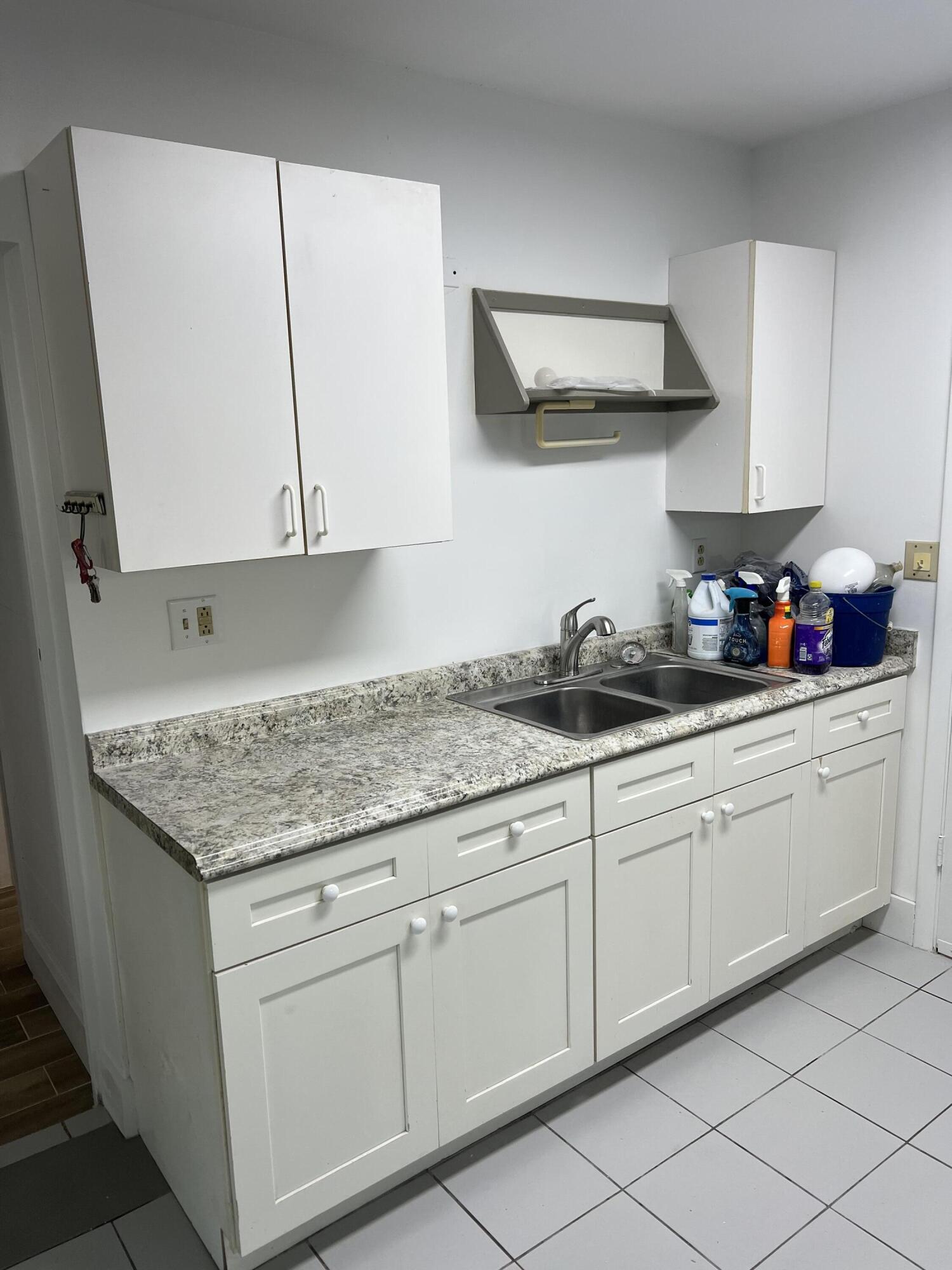 81160 Old Highway Property Photo 75