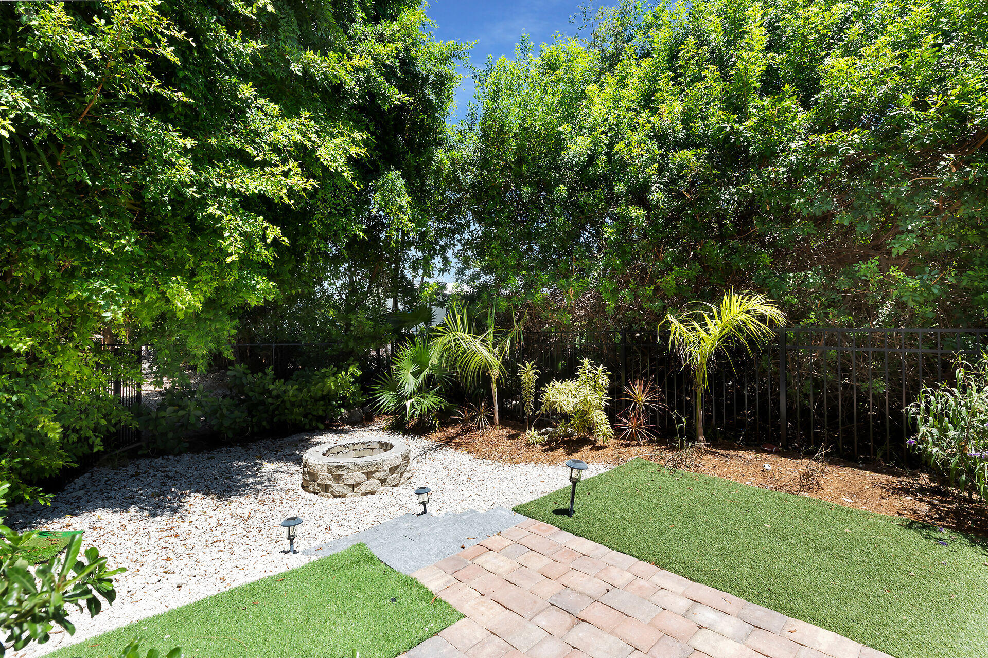 239 W Seaview Drive Property Photo 40