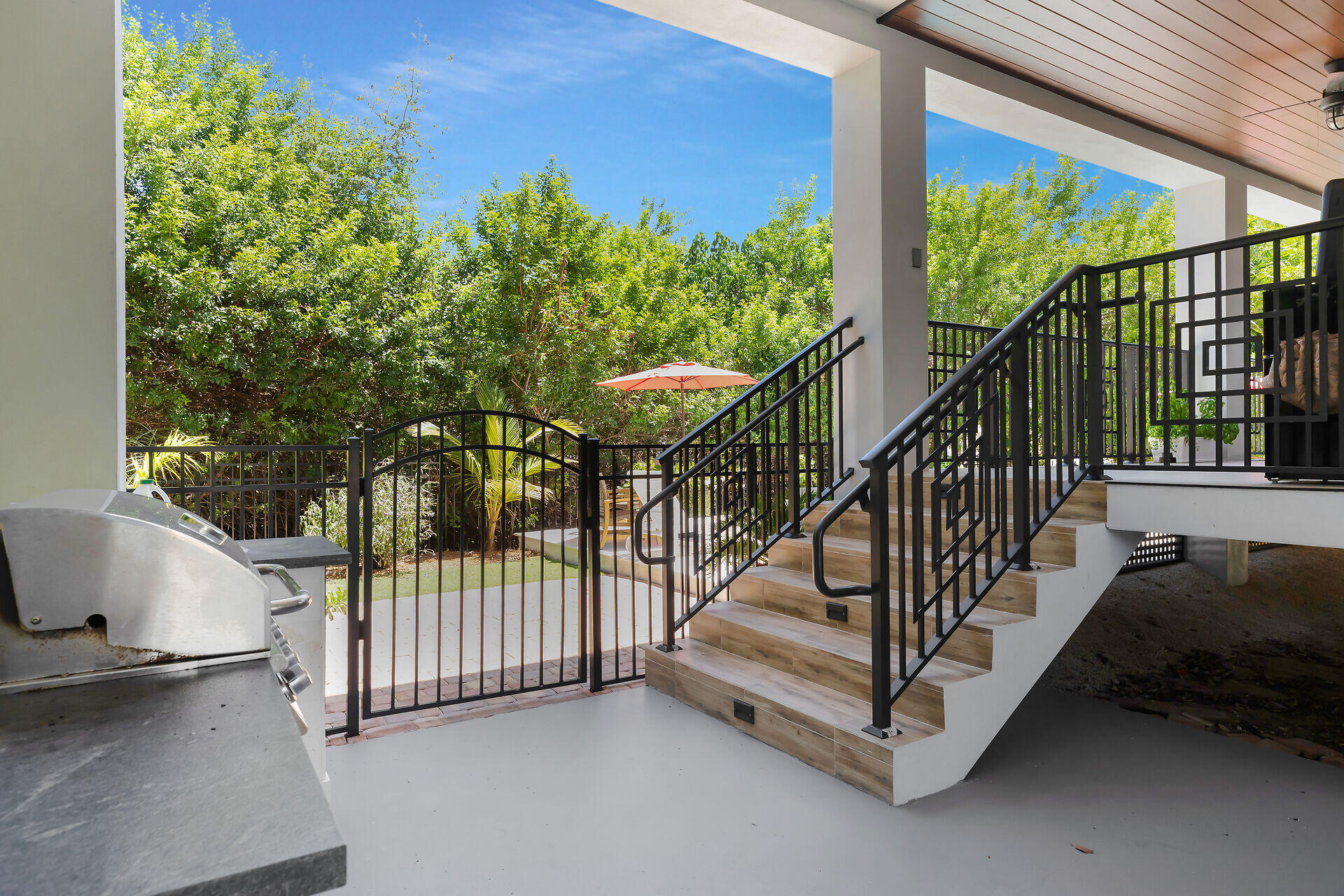 239 W Seaview Drive Property Photo 45