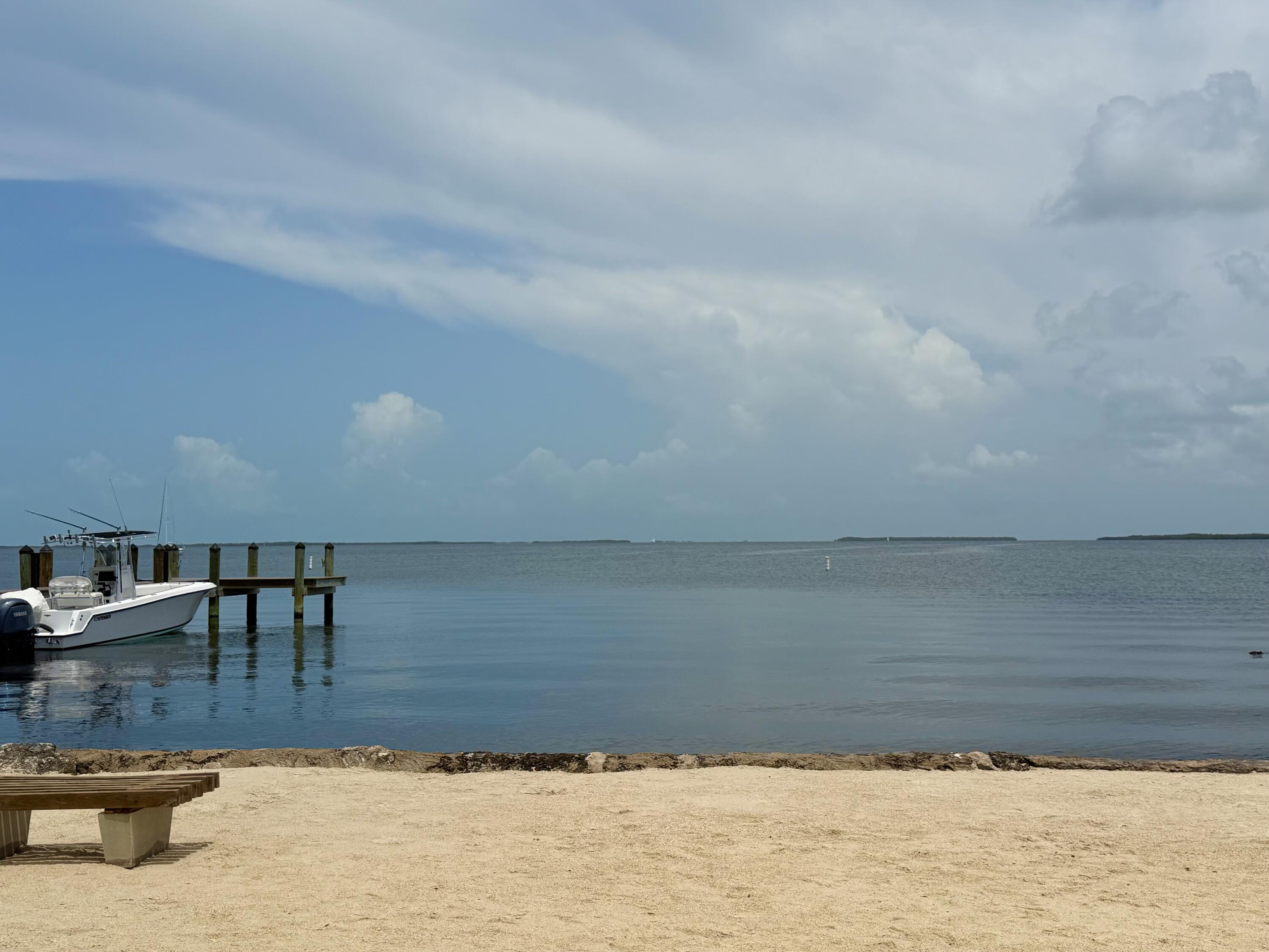 107 Rock Harbor Drive Property Photo 3
