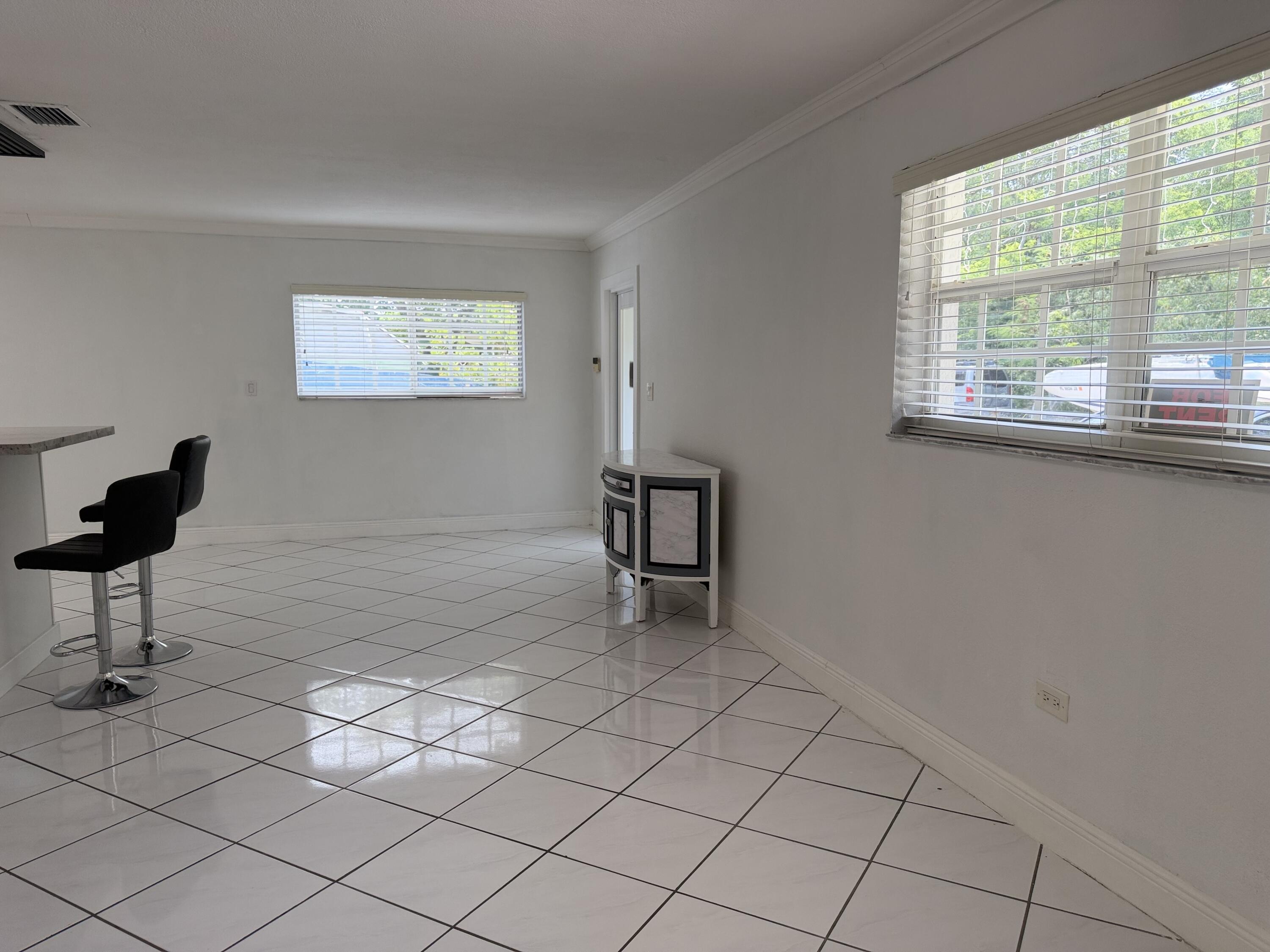 107 Rock Harbor Drive Property Photo 15