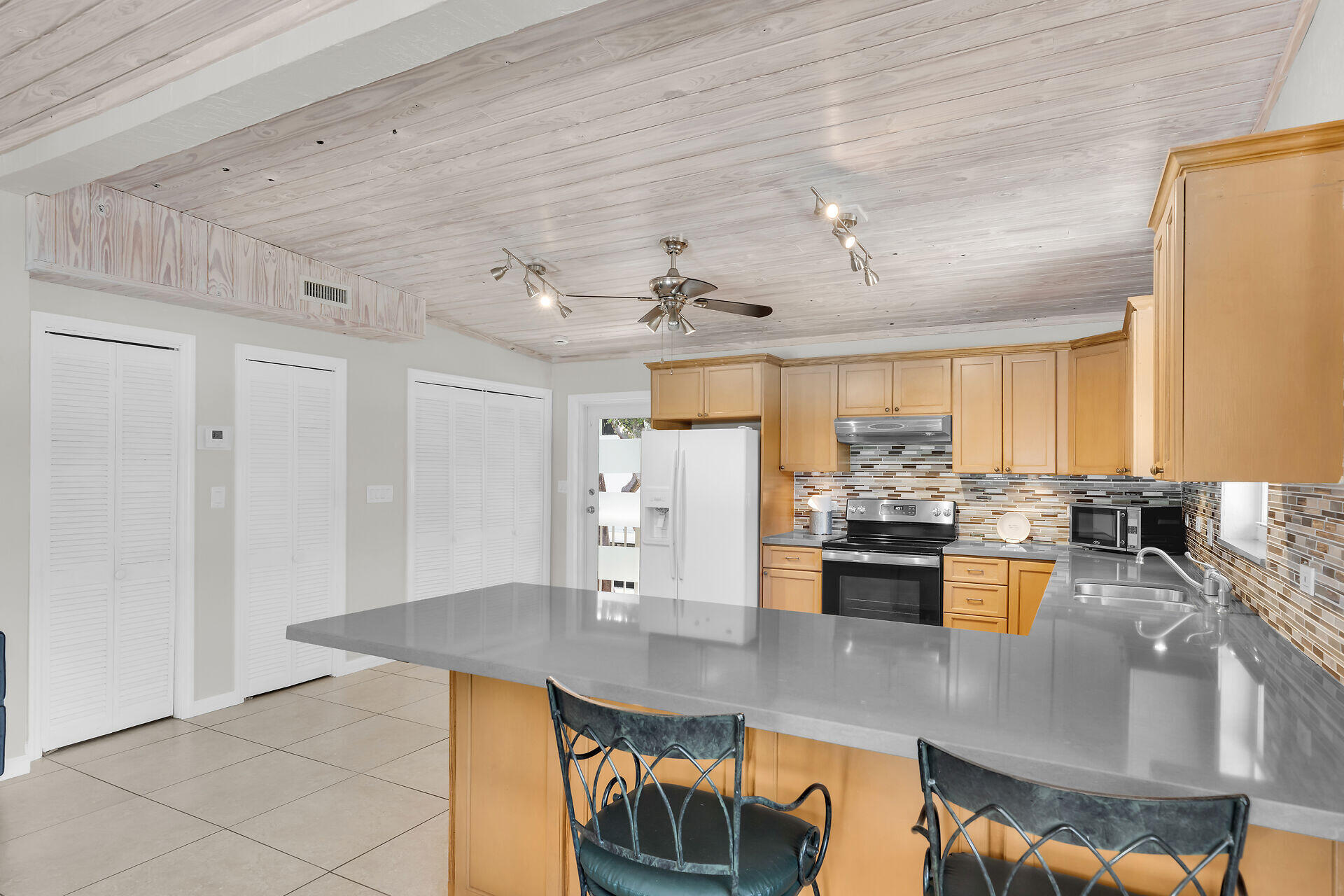 148 Sunrise Drive Property Photo 8
