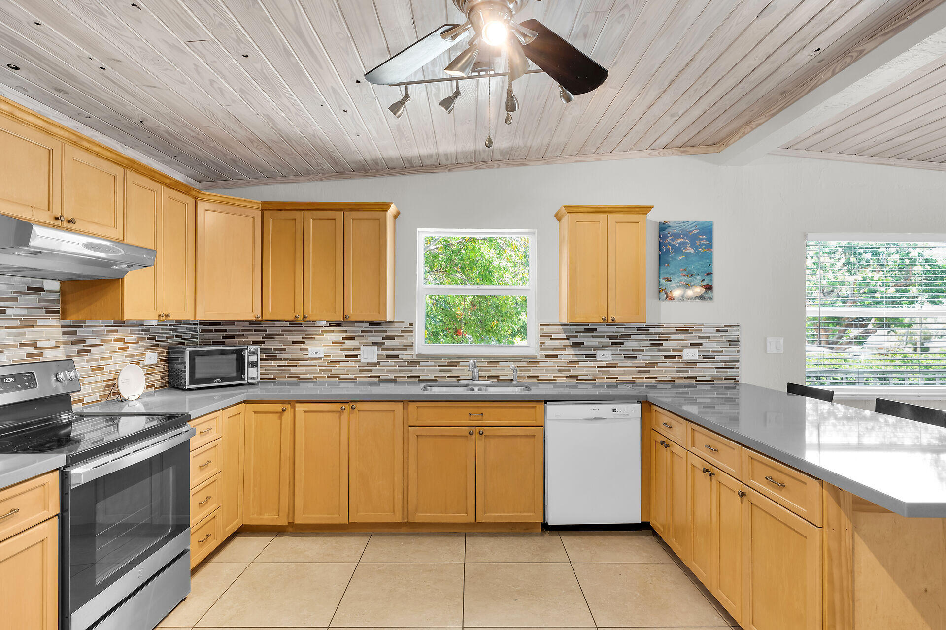 148 Sunrise Drive Property Photo 11