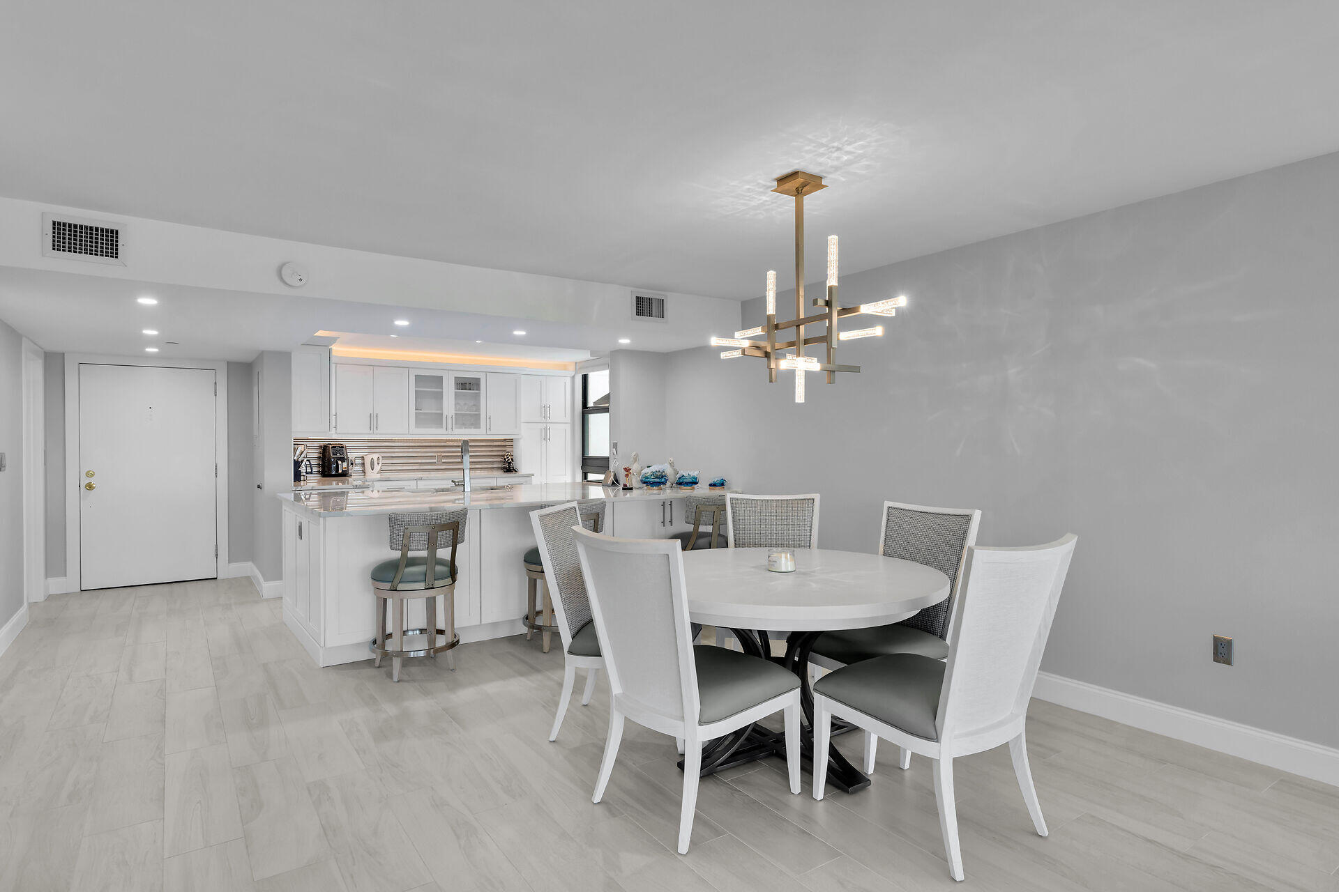8401 Gulf Of Mexico Boulevard #401 Property Photo 13