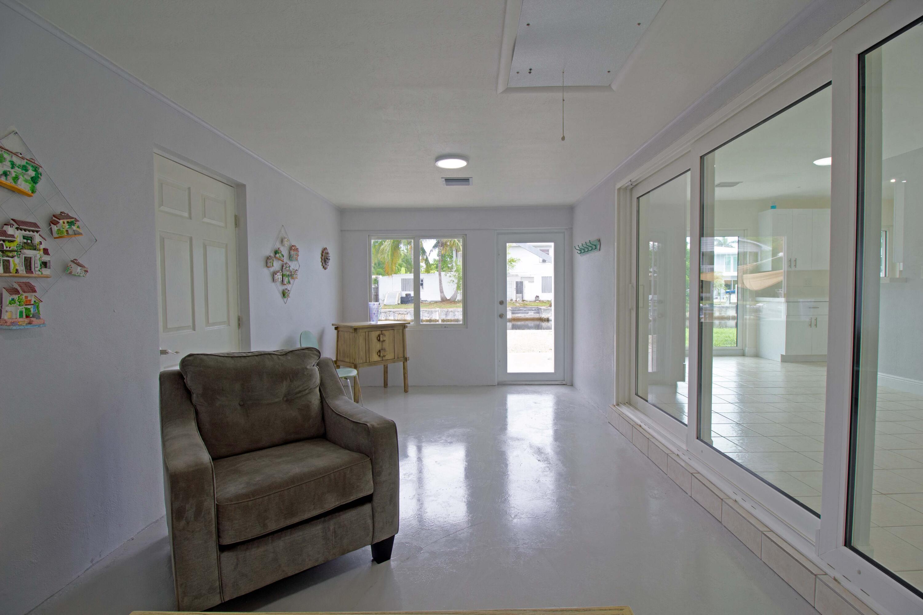 550 Pine Lane Property Photo 6