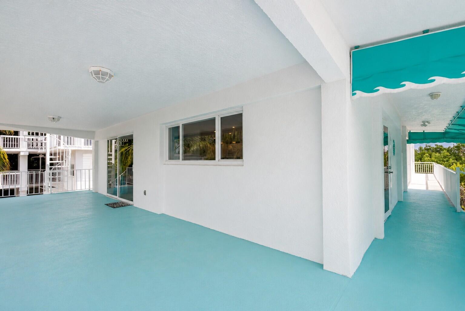 1210 Cactus Street Property Photo 5