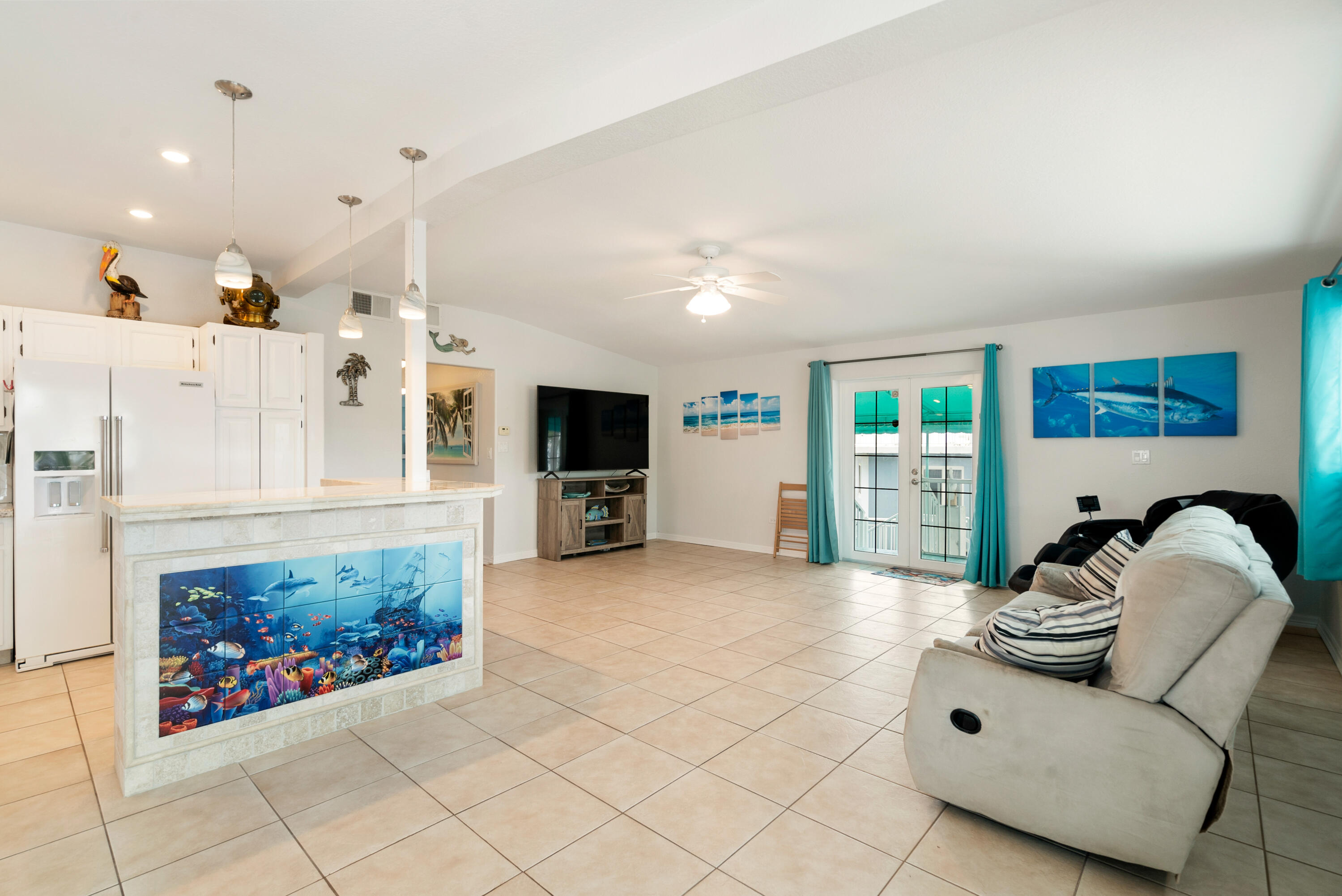 1210 Cactus Street Property Photo 9
