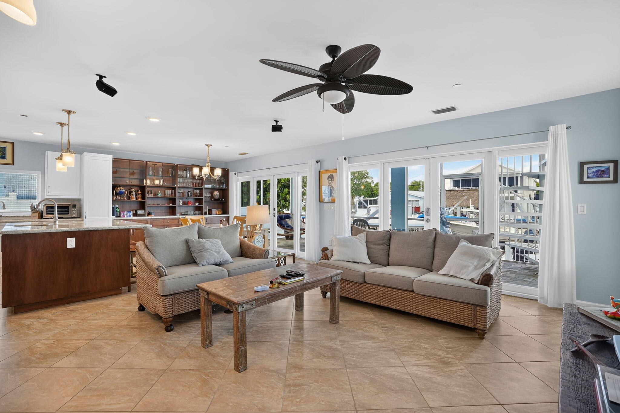 1608 Monmouth Lane Property Photo 16