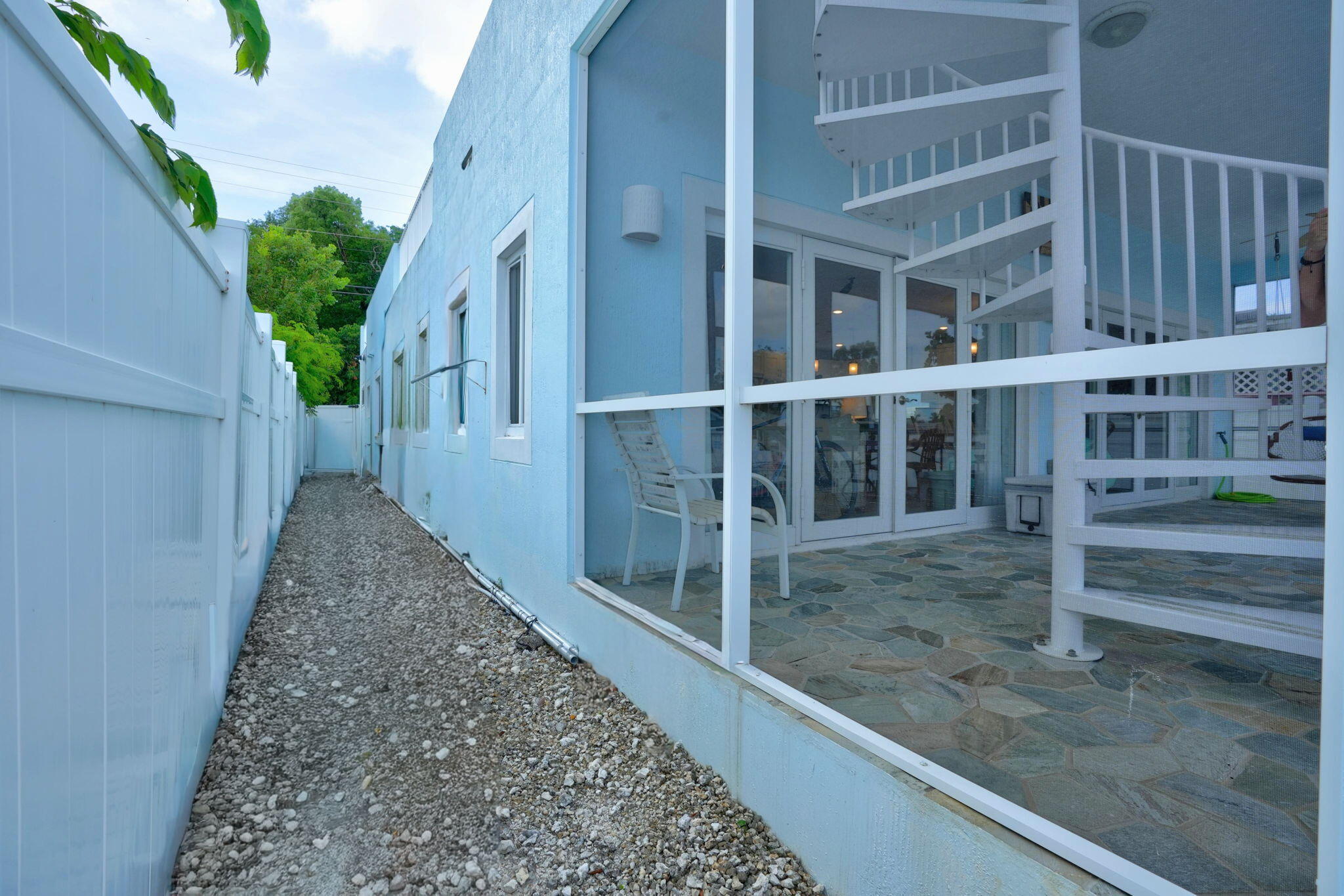 1608 Monmouth Lane Property Photo 40