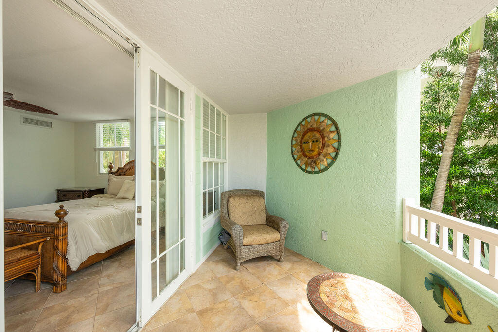 33 Seaside S Court Property Photo 15