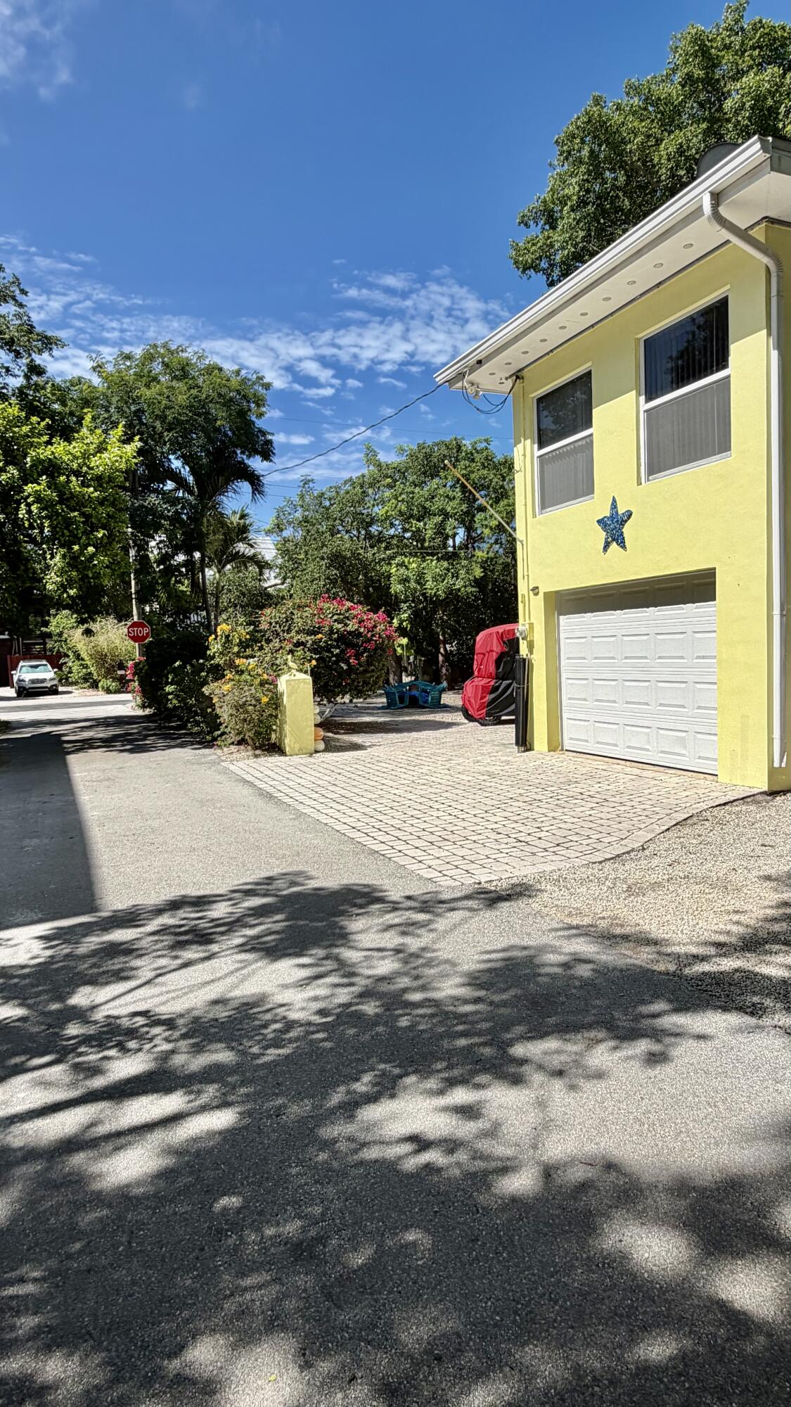 140 S Bay Harbor Drive Property Photo 13