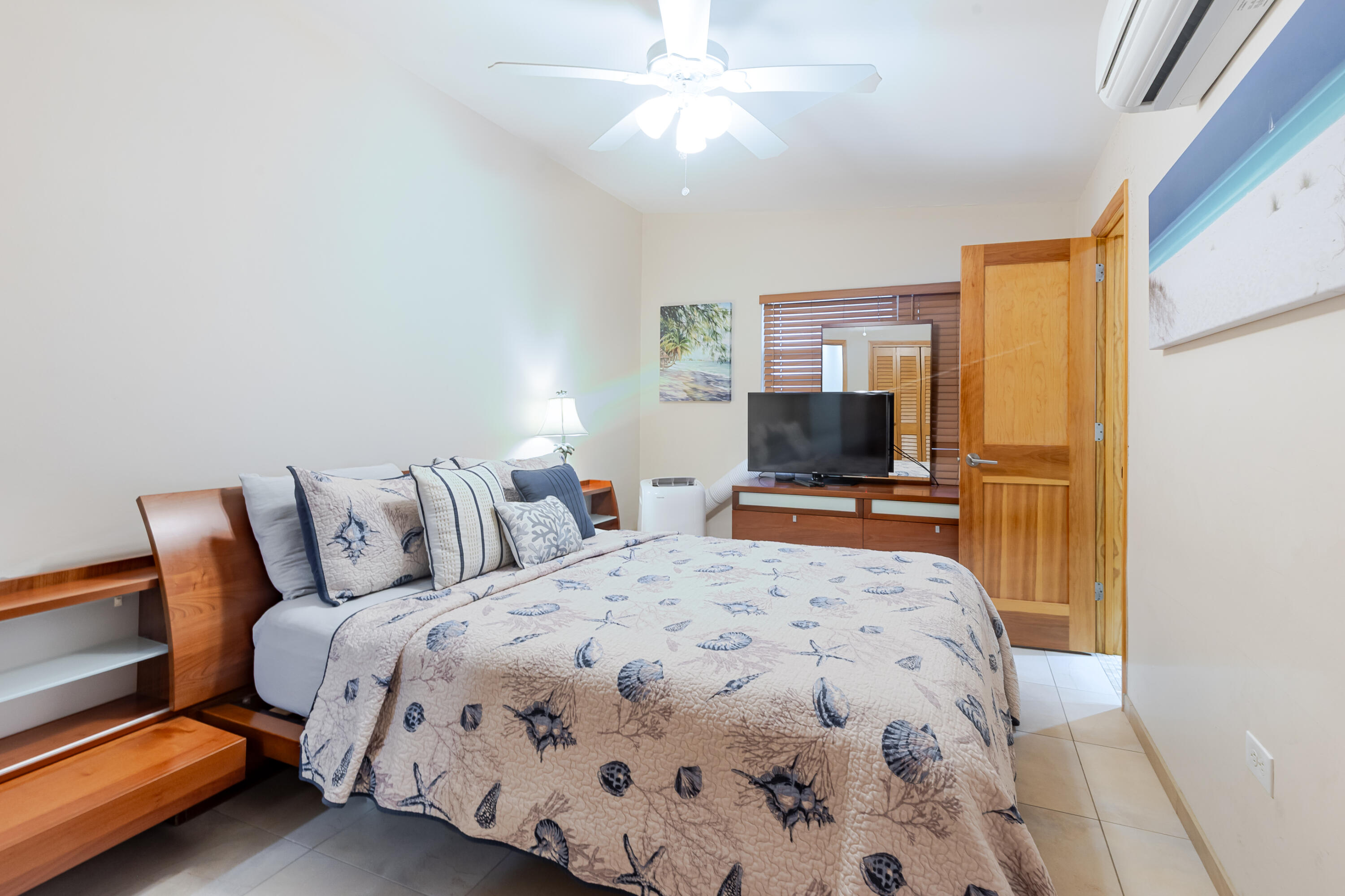 341 3rd Street Property Photo 27