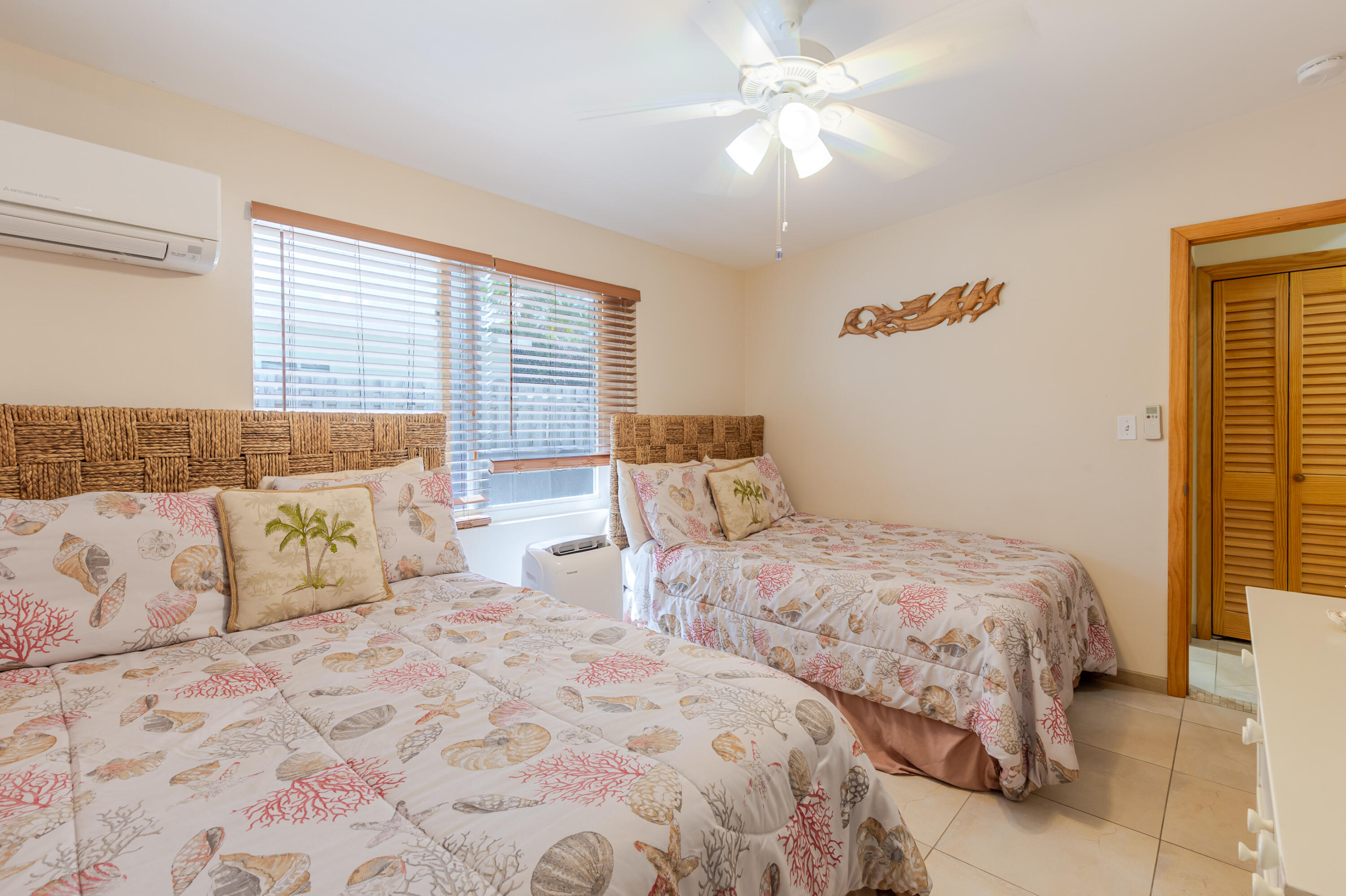 341 3rd Street Property Photo 32