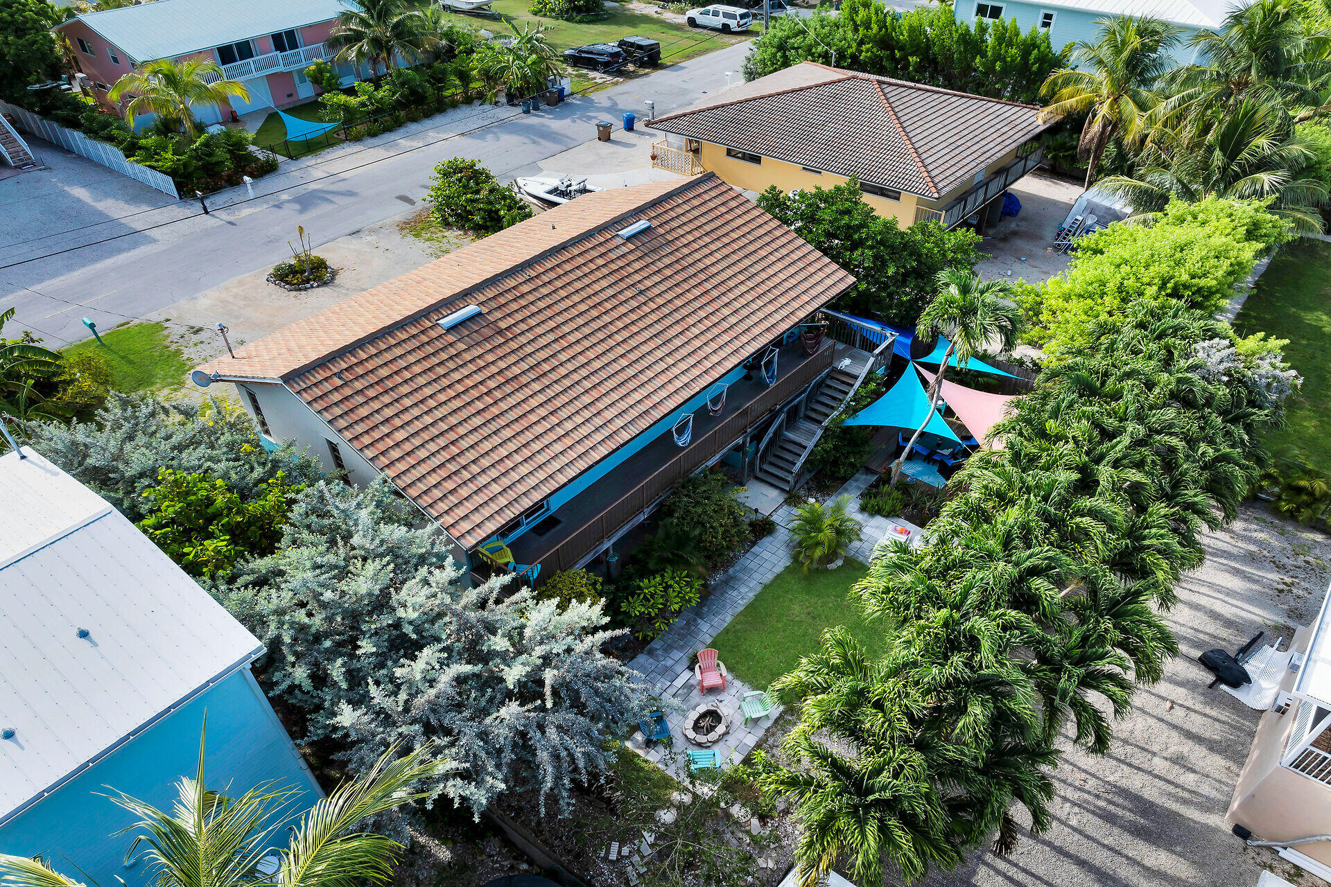 422 Calle Limon Property Photo 4