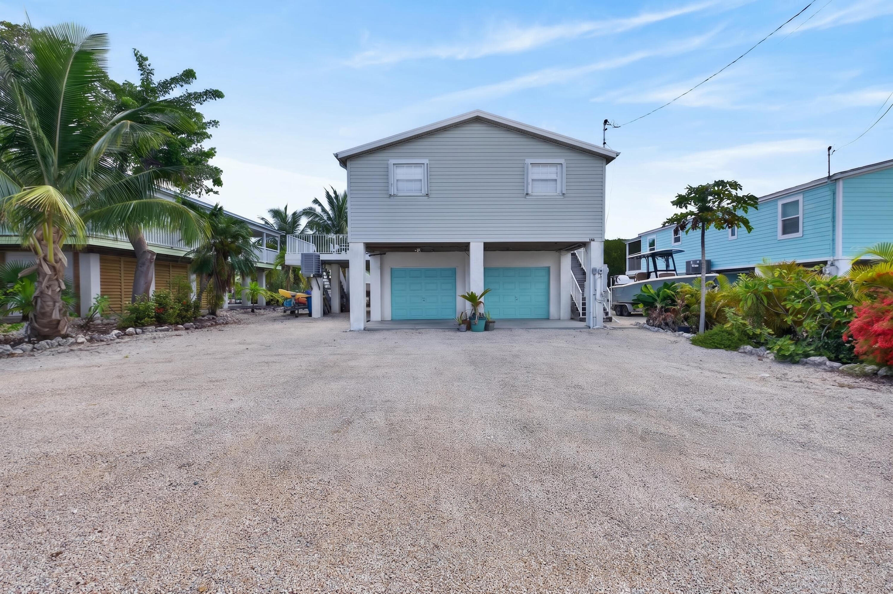 342 Spanish Main Drive Property Photo 2