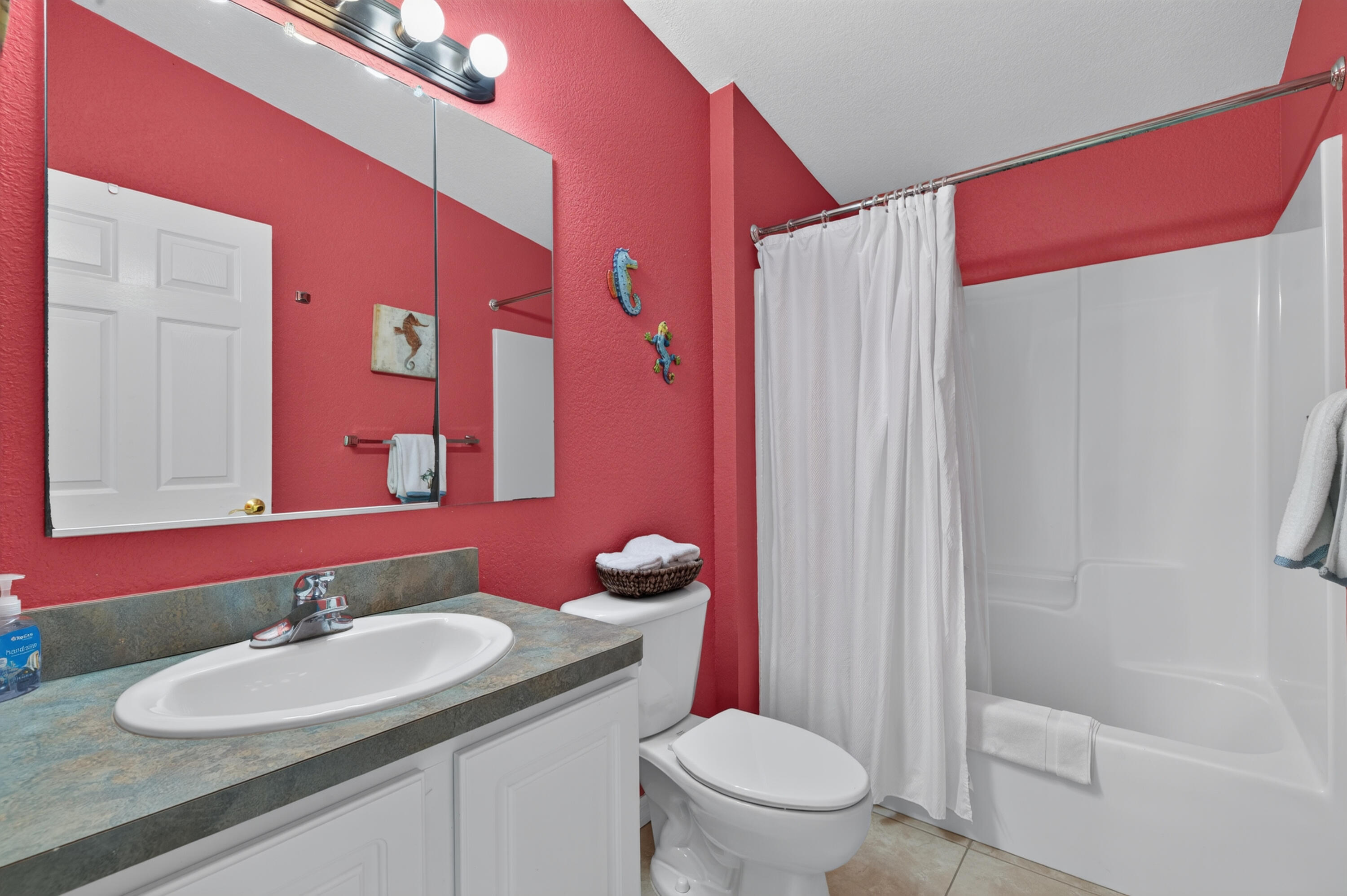 342 Spanish Main Drive Property Photo 6