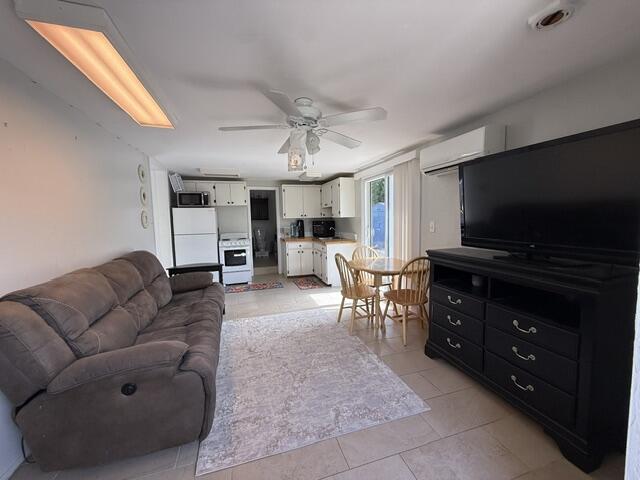 577 Boyd Drive Property Photo 2