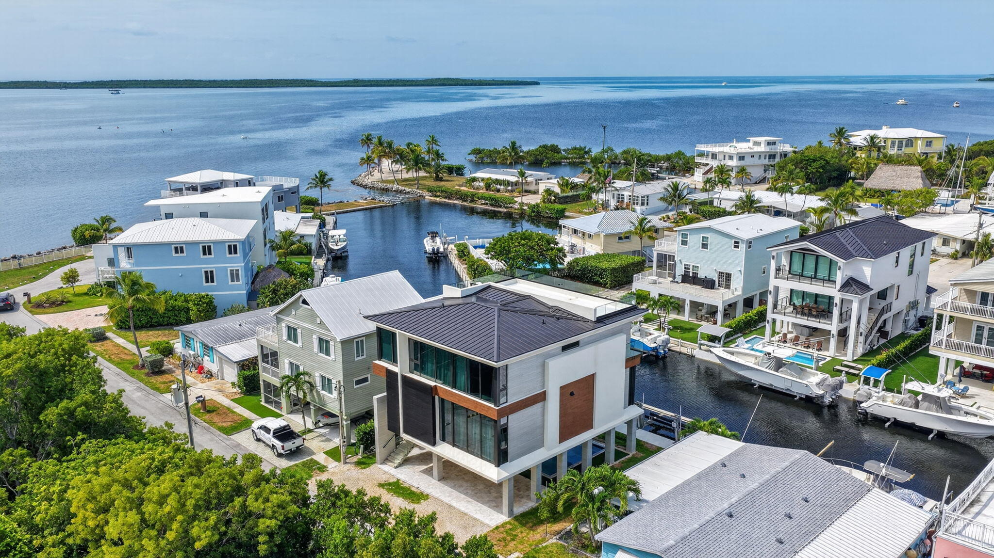 108 Coral Way Property Photo 12