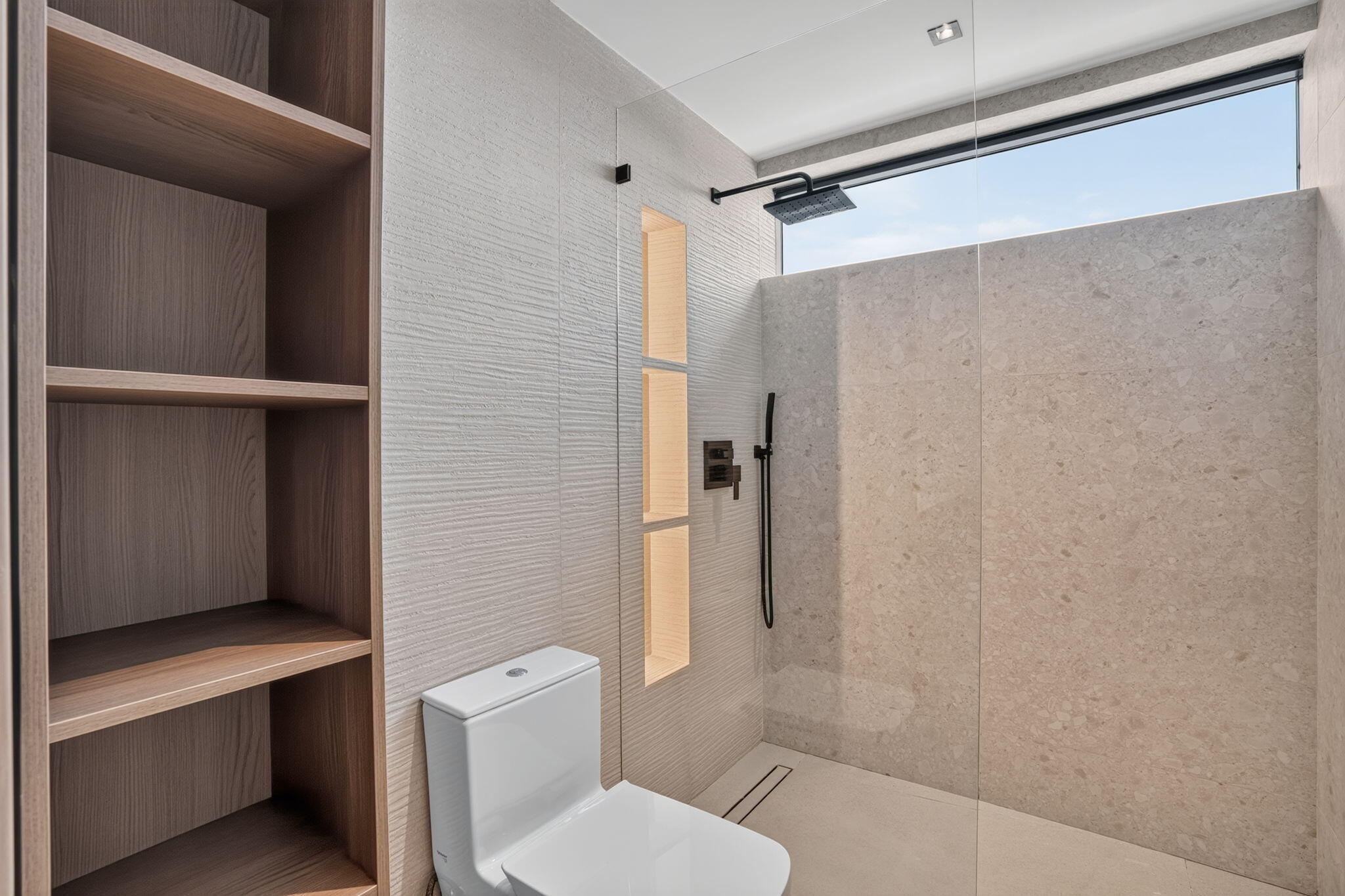 108 Coral Way Property Photo 18