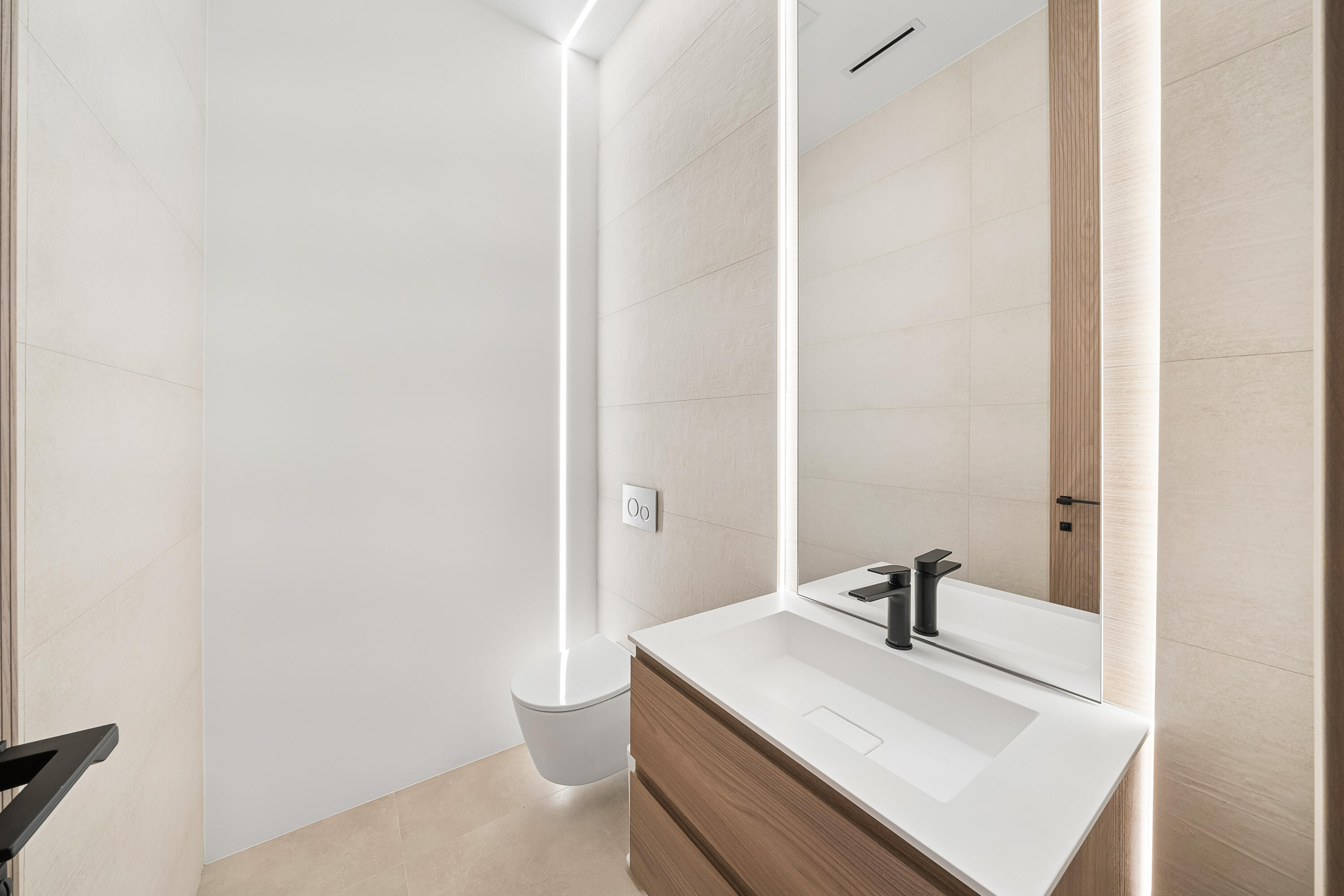 108 Coral Way Property Photo 28