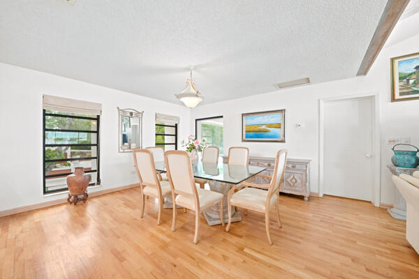 154 Redwing Road Property Photo 11