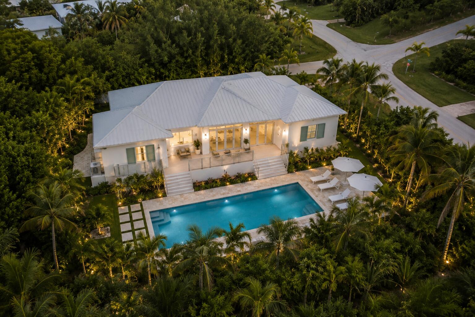 101 S Bahama Drive Property Photo 3