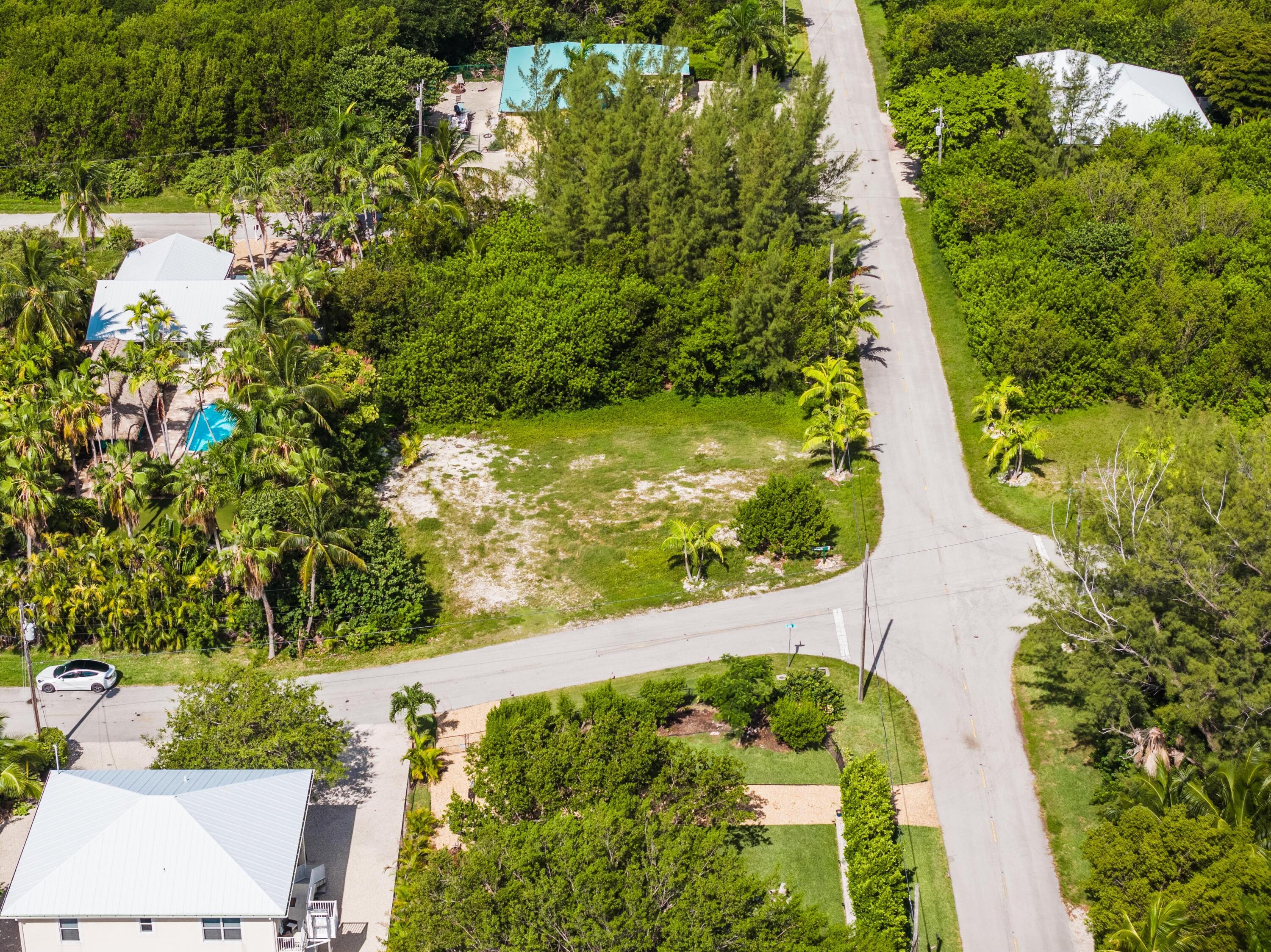 101 S Bahama Drive Property Photo 13