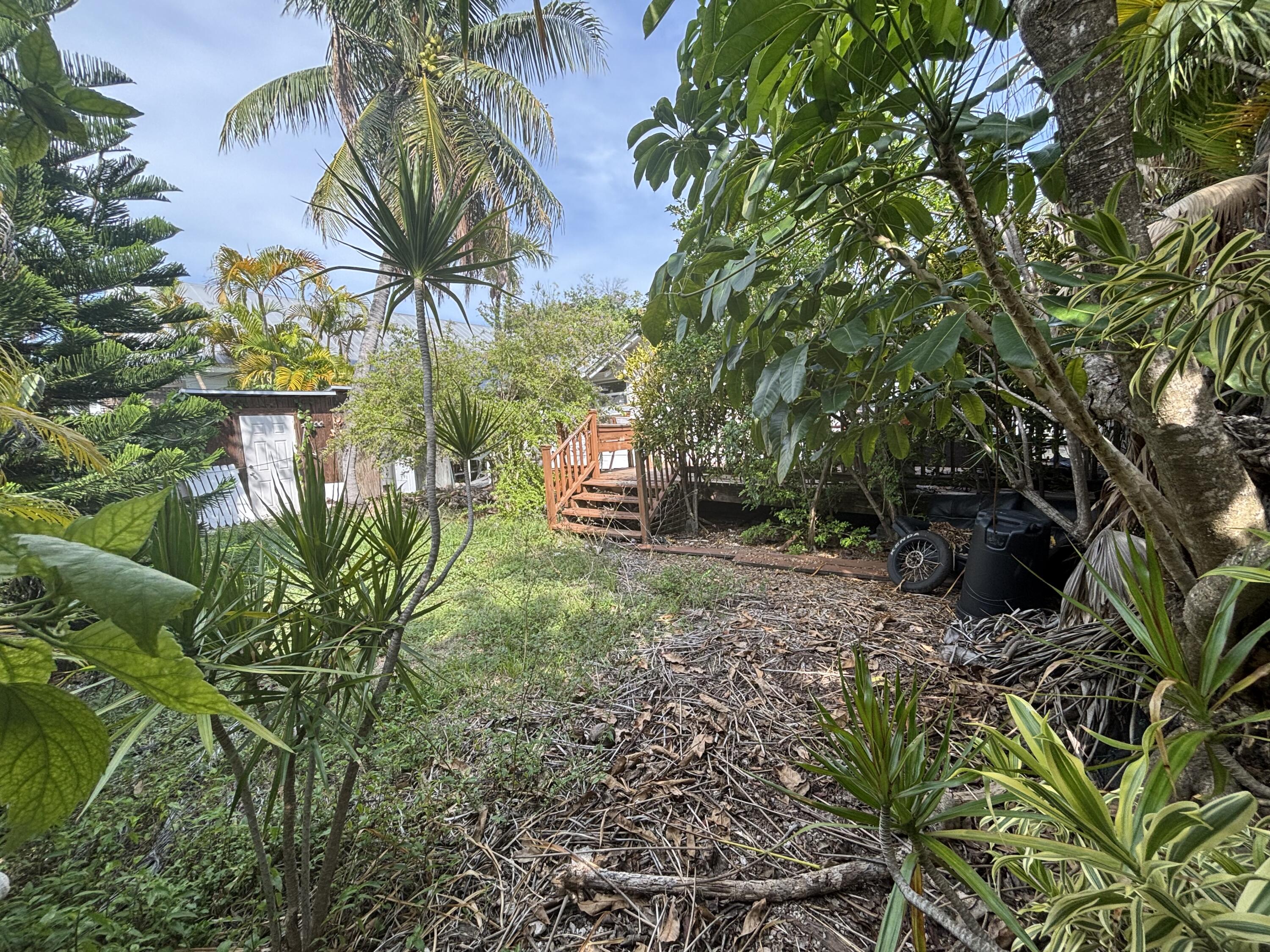 1119 Florida Street Property Photo 5