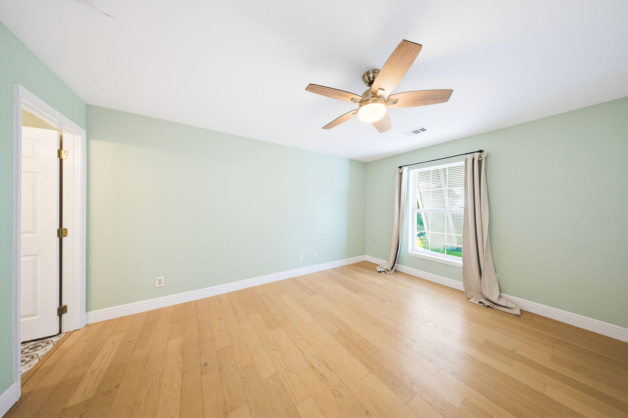 31054 Avenue J Property Photo 25