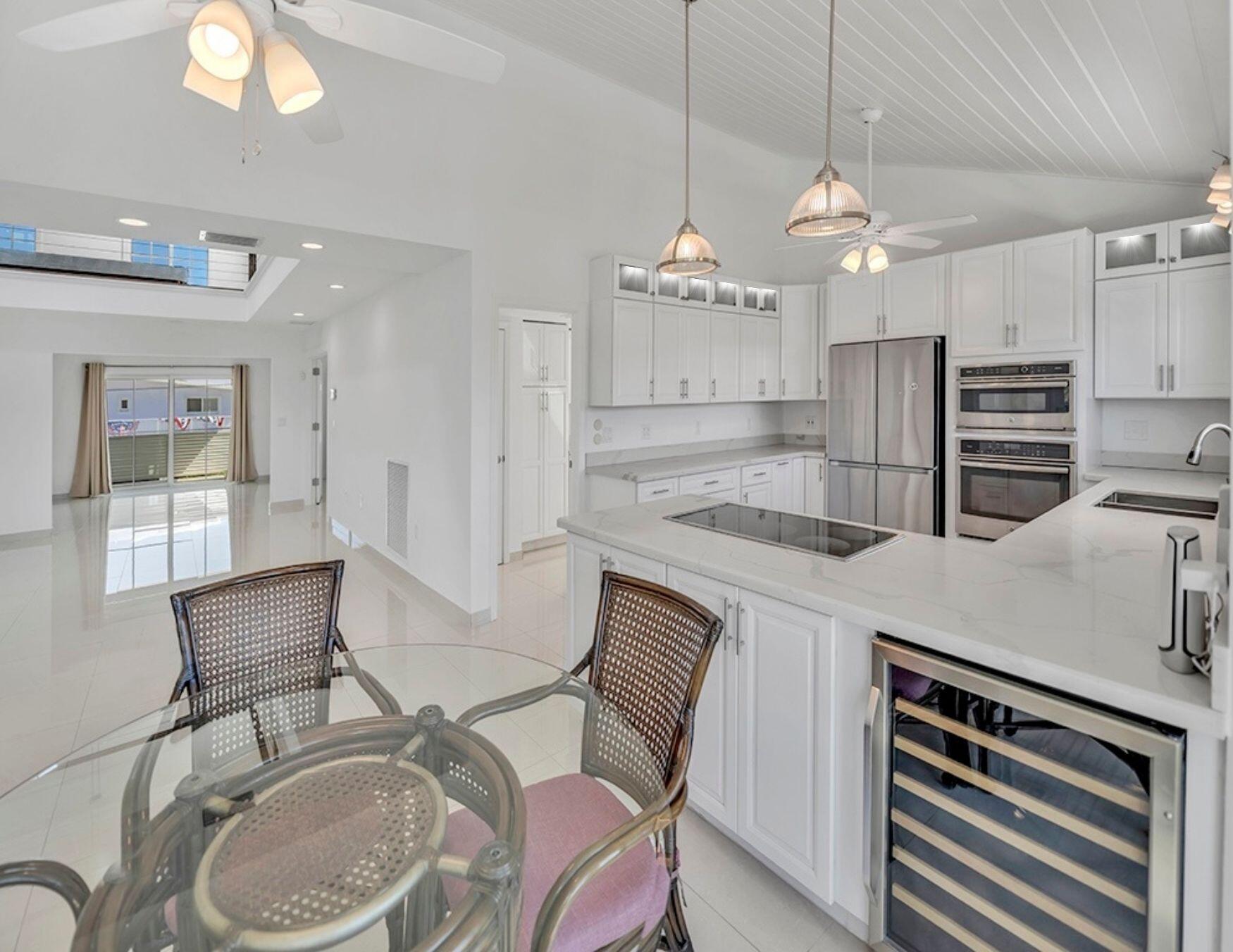 157 Valencia Drive Property Photo 10
