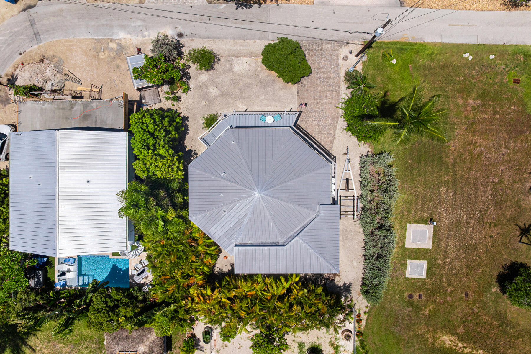 321 Tollgate Shores Drive Property Photo 48