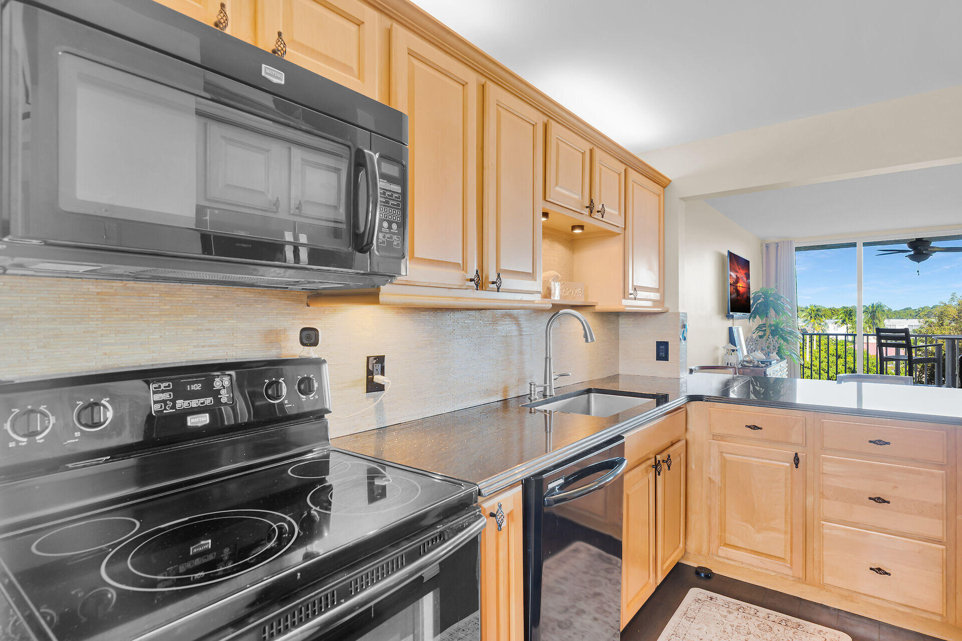 88540 Overseas Highway Apt 304 Property Photo 8