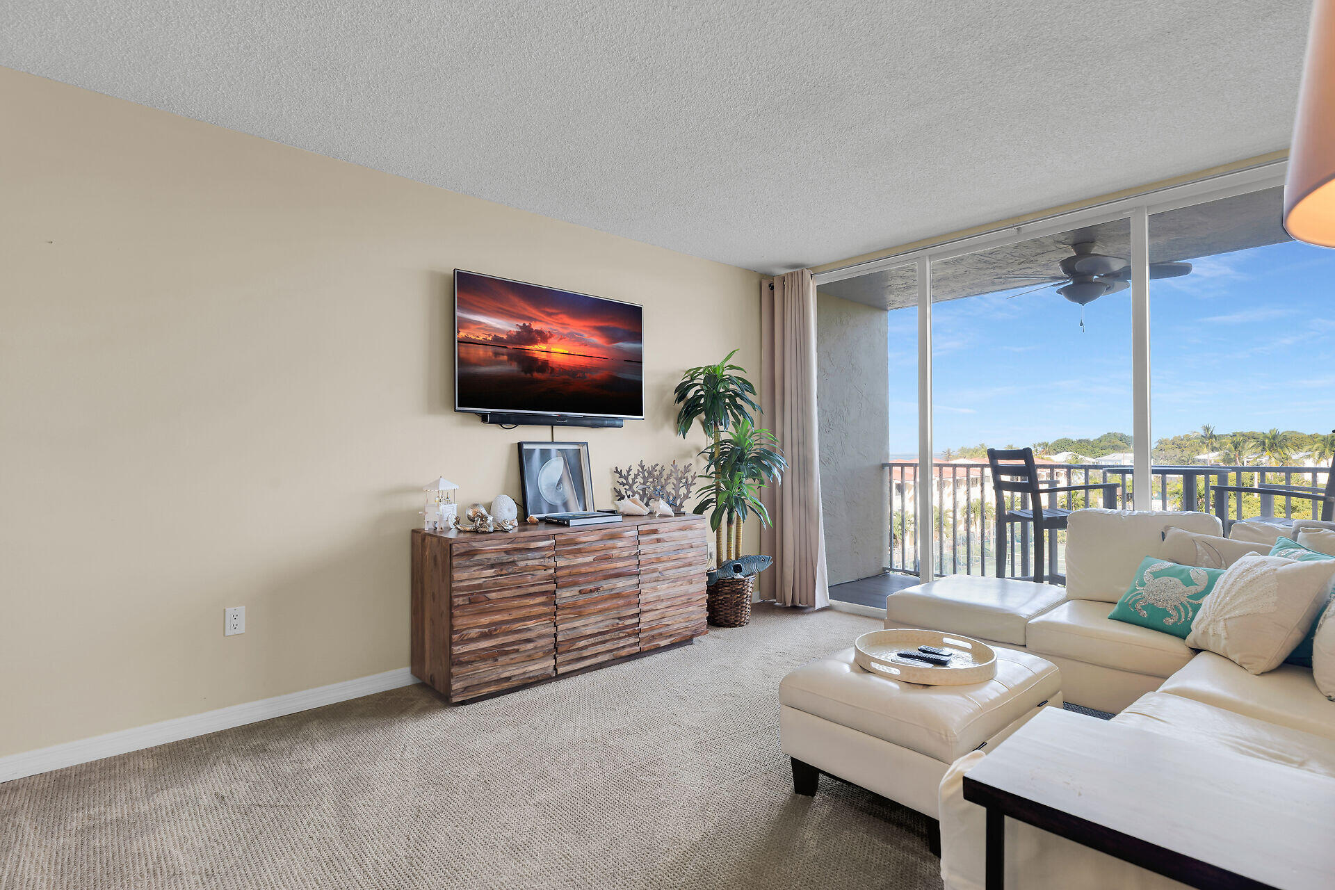 88540 Overseas Highway Apt 304 Property Photo 9