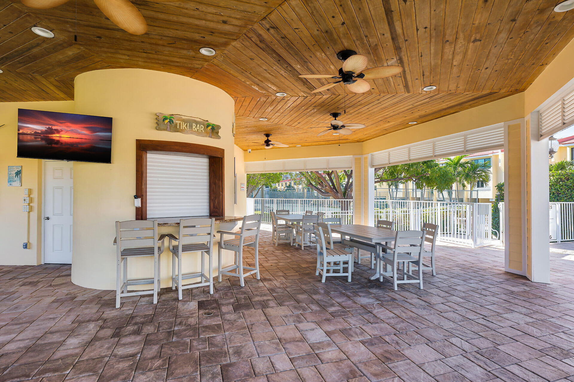 88540 Overseas Highway Apt 304 Property Photo 25