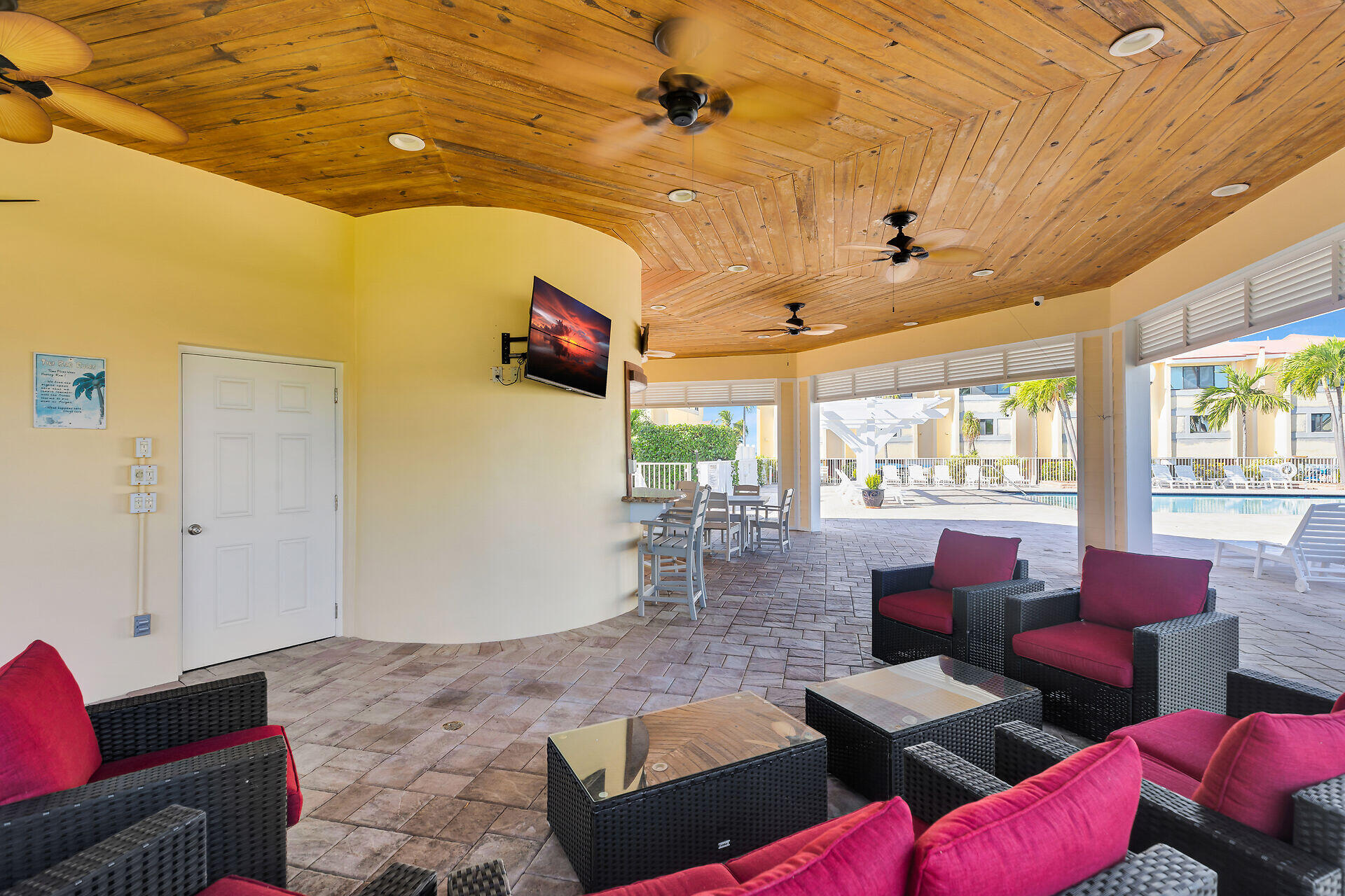 88540 Overseas Highway Apt 304 Property Photo 26