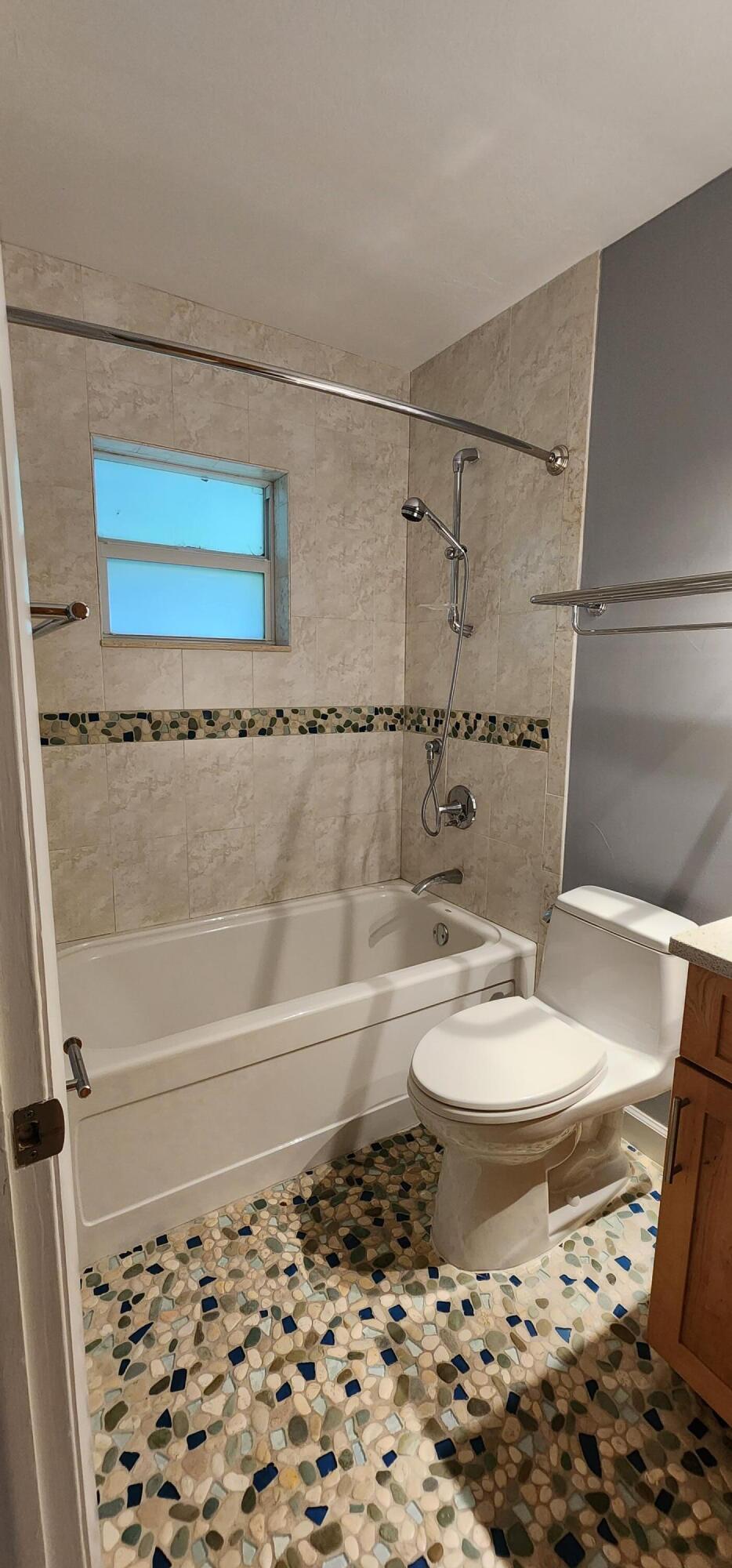 213 Atlantic Boulevard B Property Photo 35