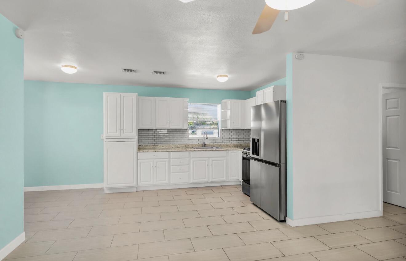 26d 11th Avenue Property Photo 15