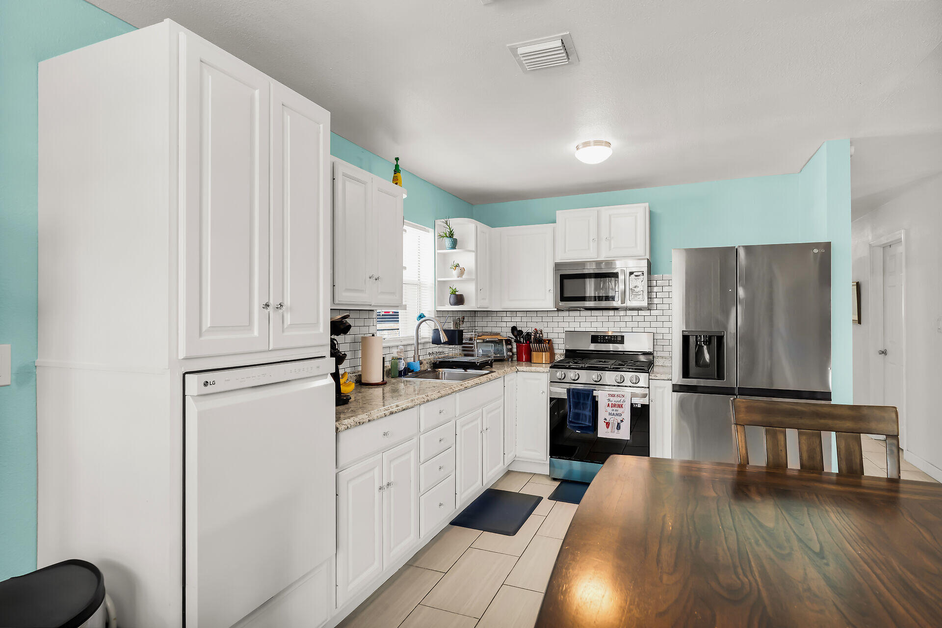 26 D 11th Avenue Property Photo 19