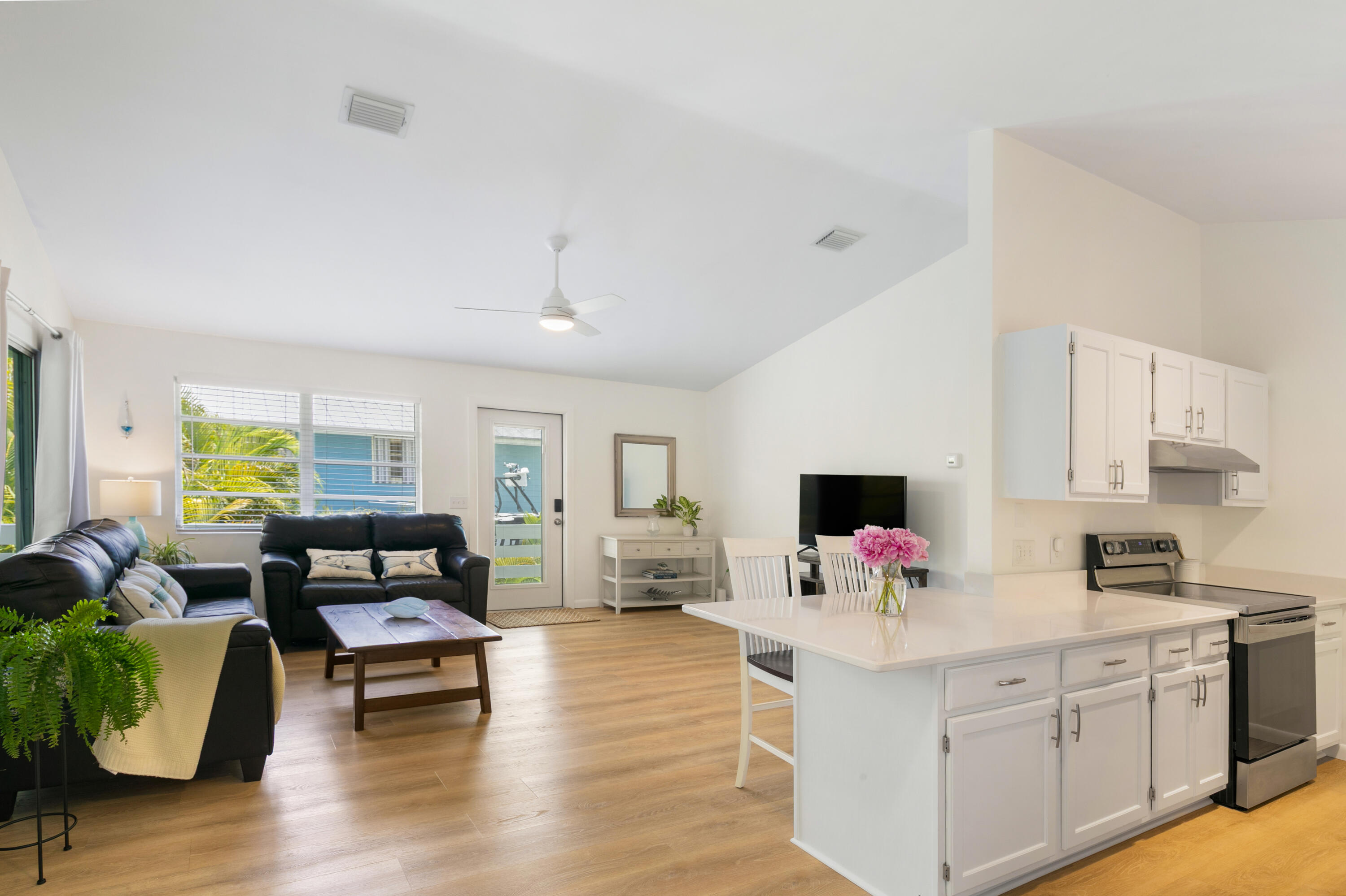 24740 Park Drive Property Photo 11