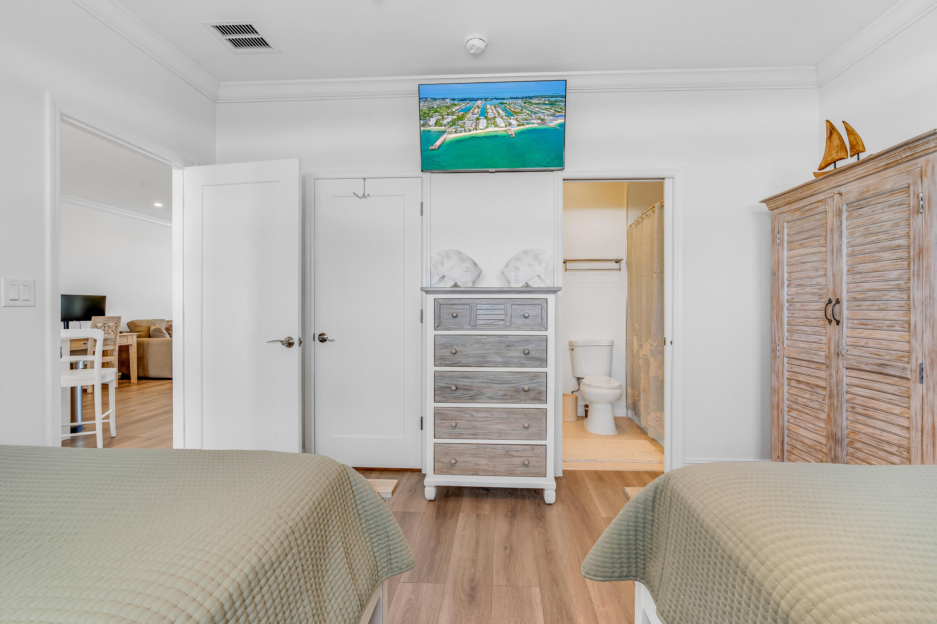 501 E Ocean Drive 28 Property Photo 13