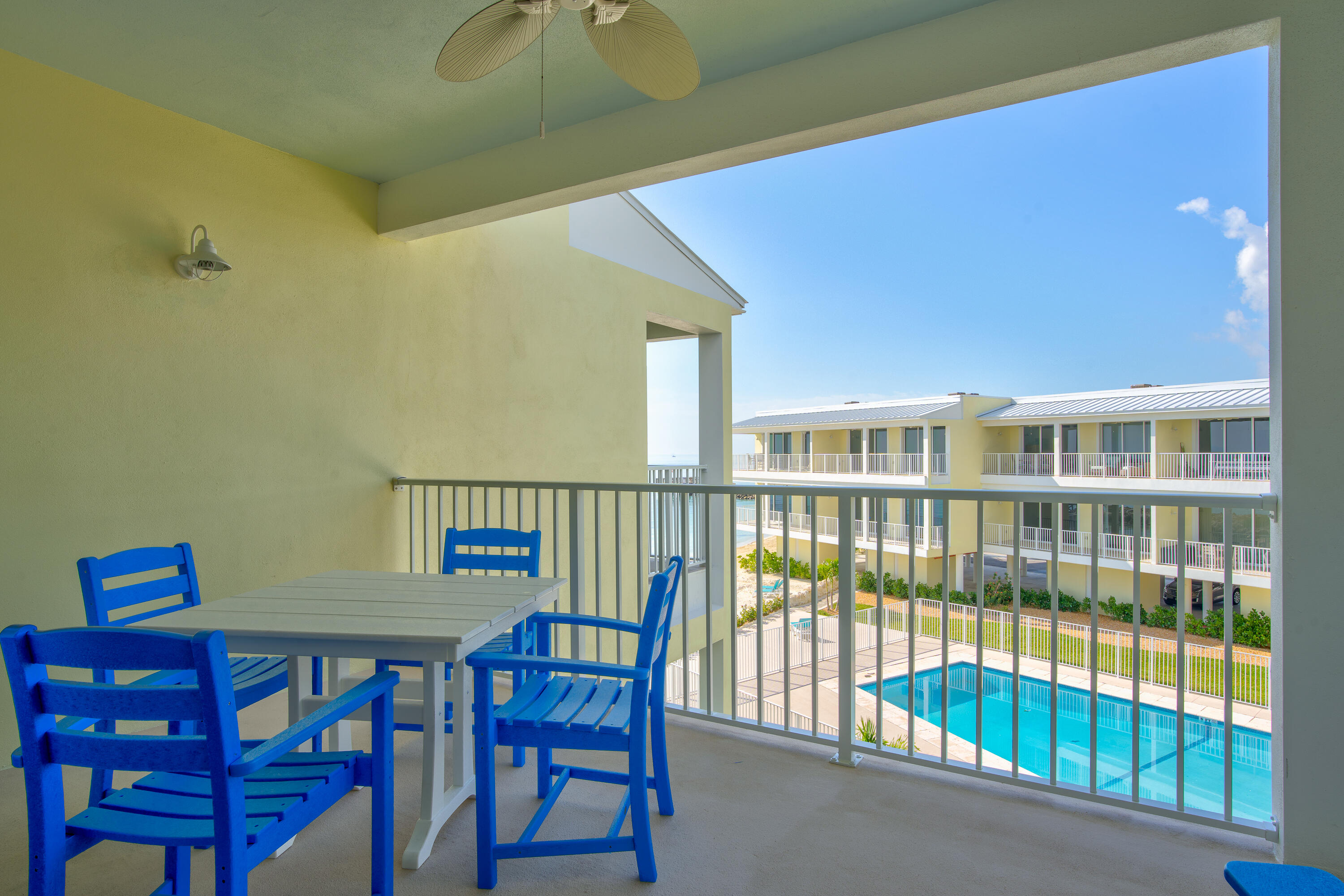 501 E Ocean Drive 28 Property Photo 18