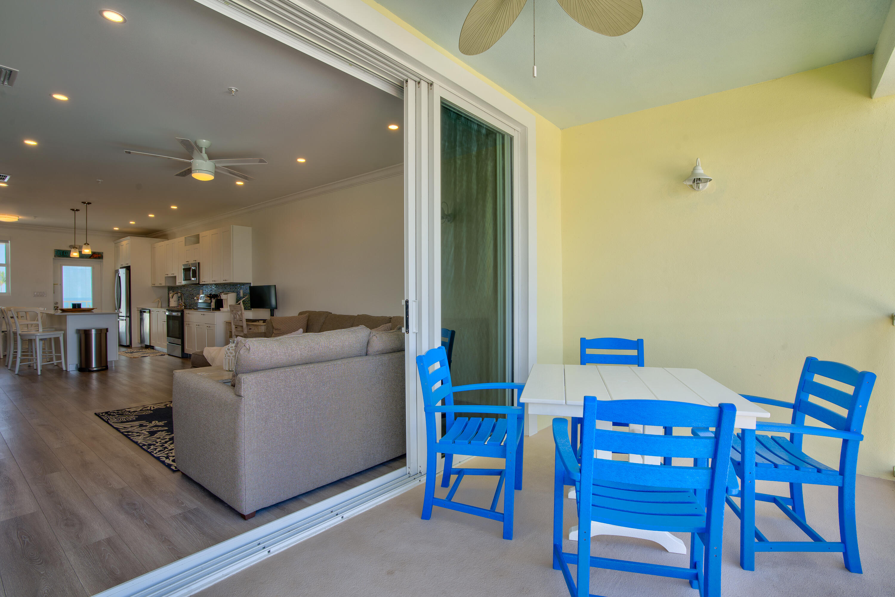 501 E Ocean Drive 28 Property Photo 19