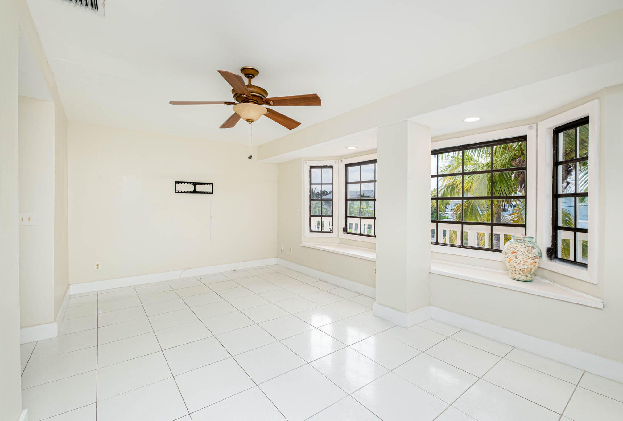126 3rd Lane Property Photo 13