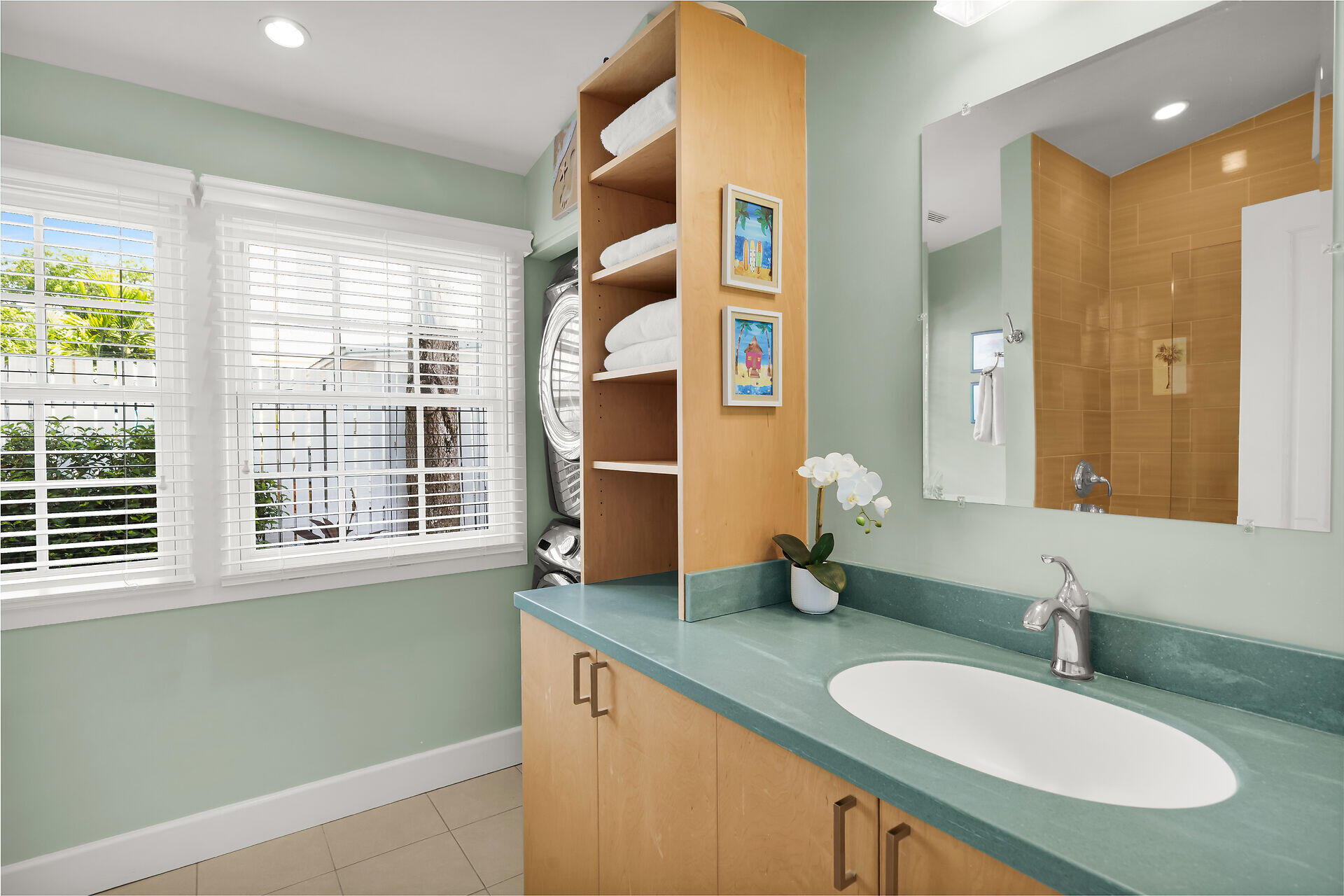 1005 Watson Street 1 Property Photo 24