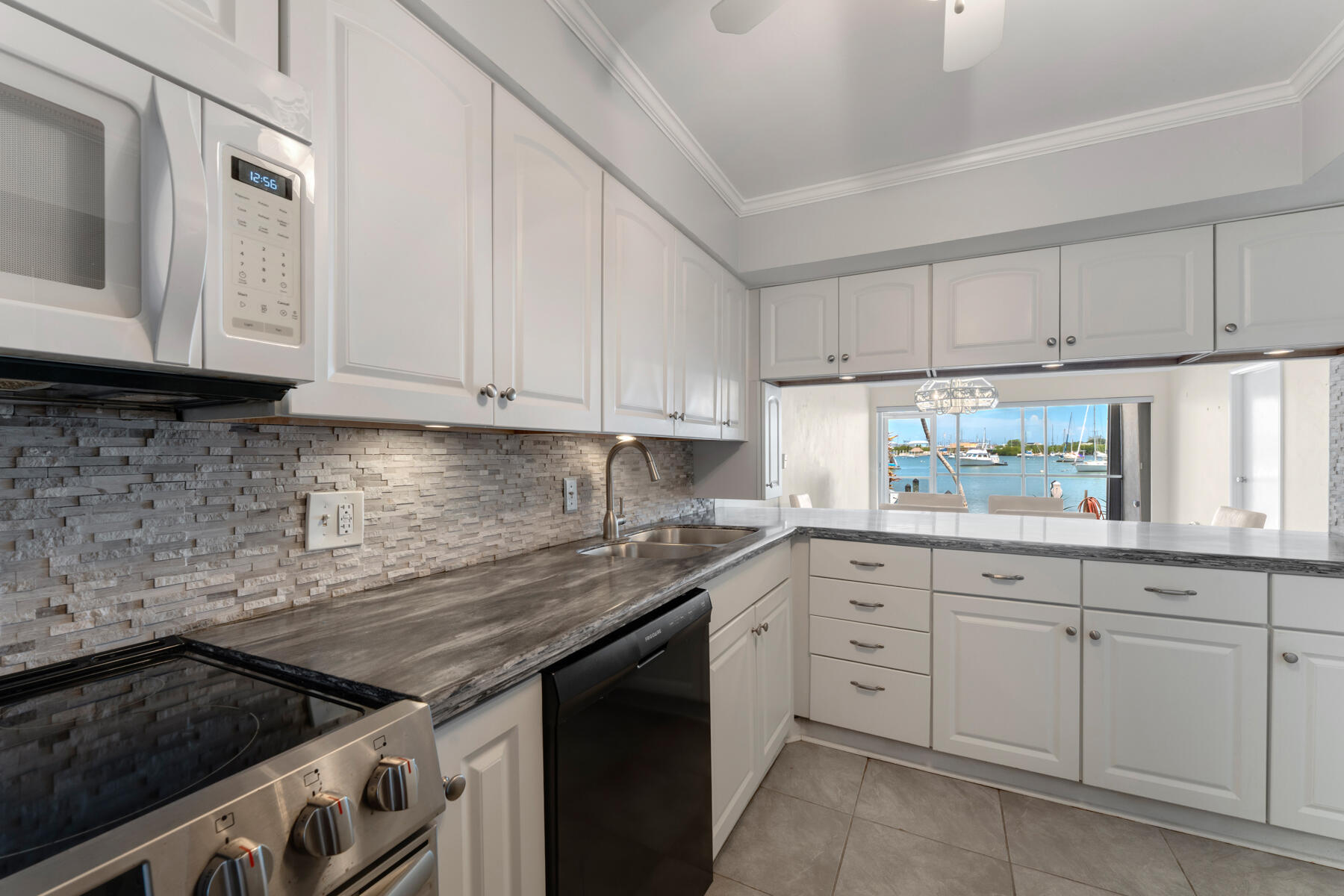 1115 Sombrero Boulevard 102b Property Photo 10