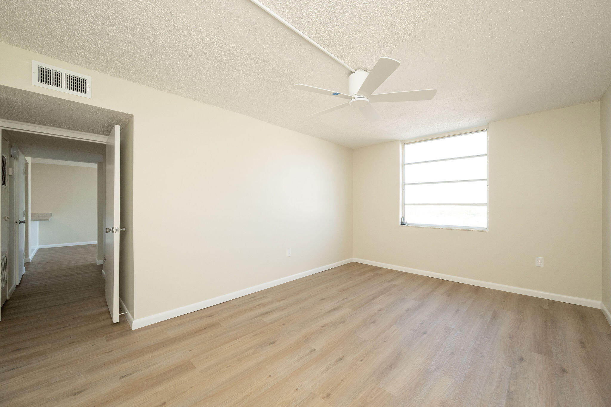 3312 Northside Drive Apt 504 Property Photo 9